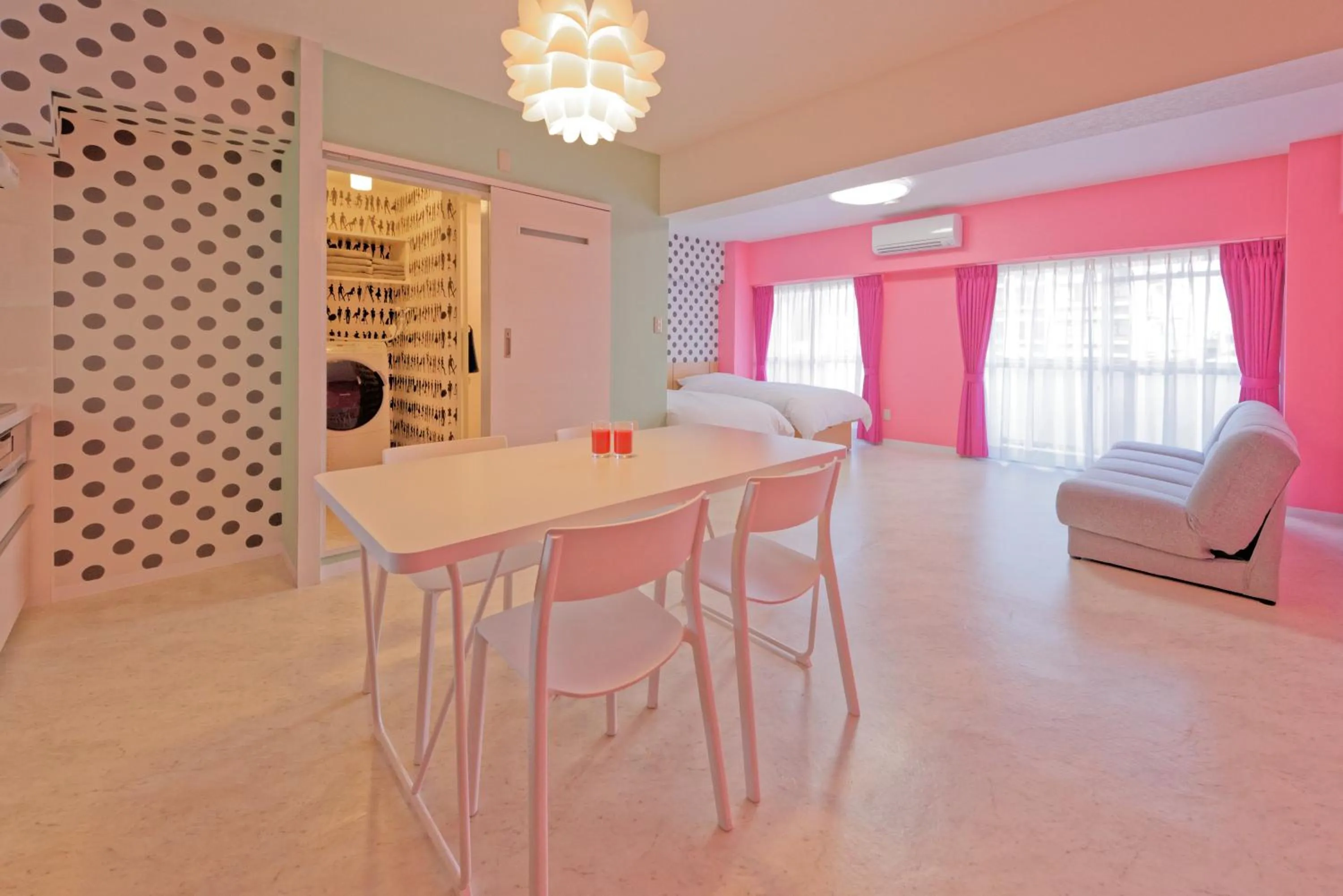 Twin Room with Shower - single occupancy in Wallaby House