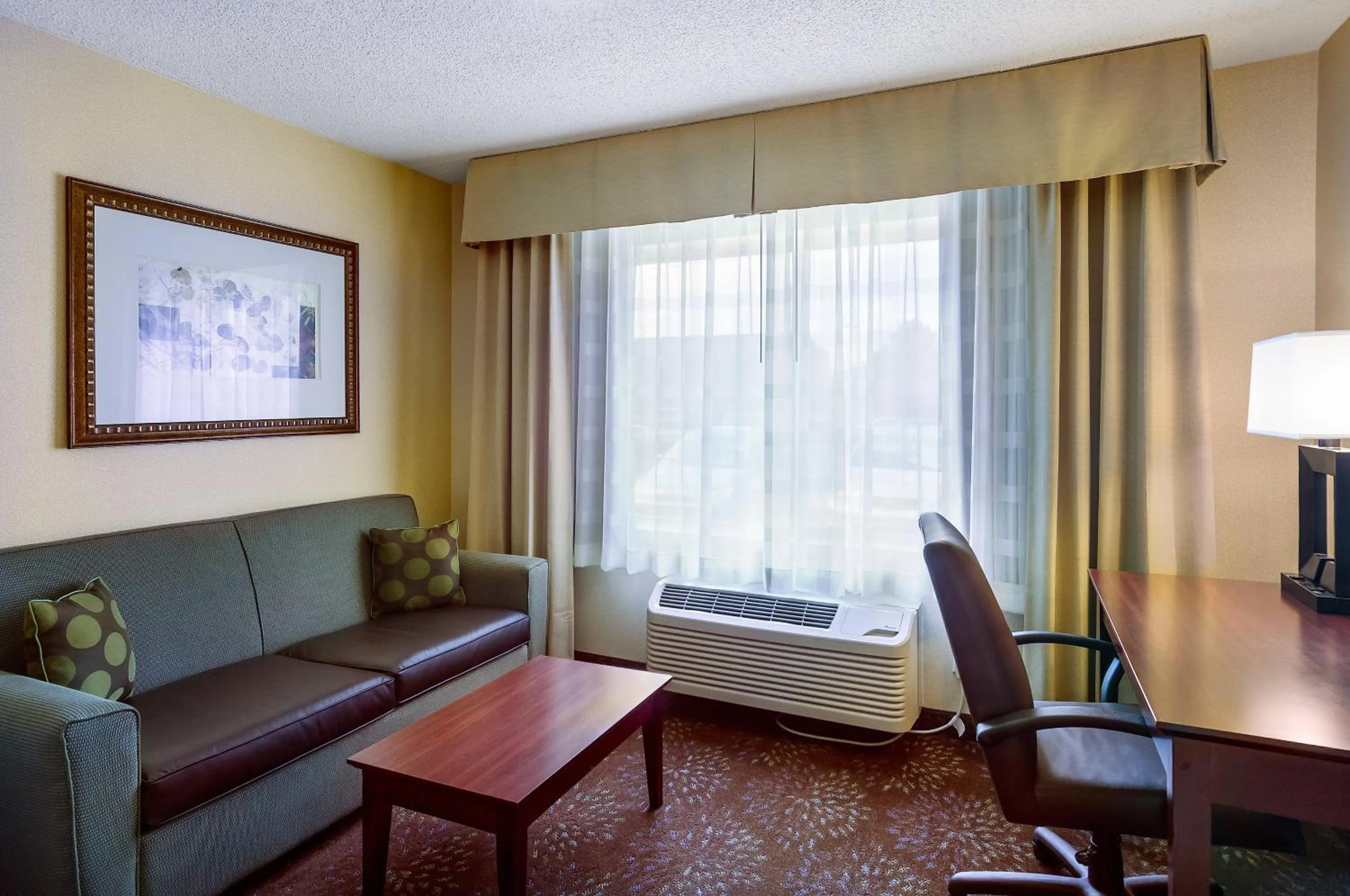 Queen Suite with Two Queen Beds in Holiday Inn Express & Suites Sandy - South Salt Lake City by IHG