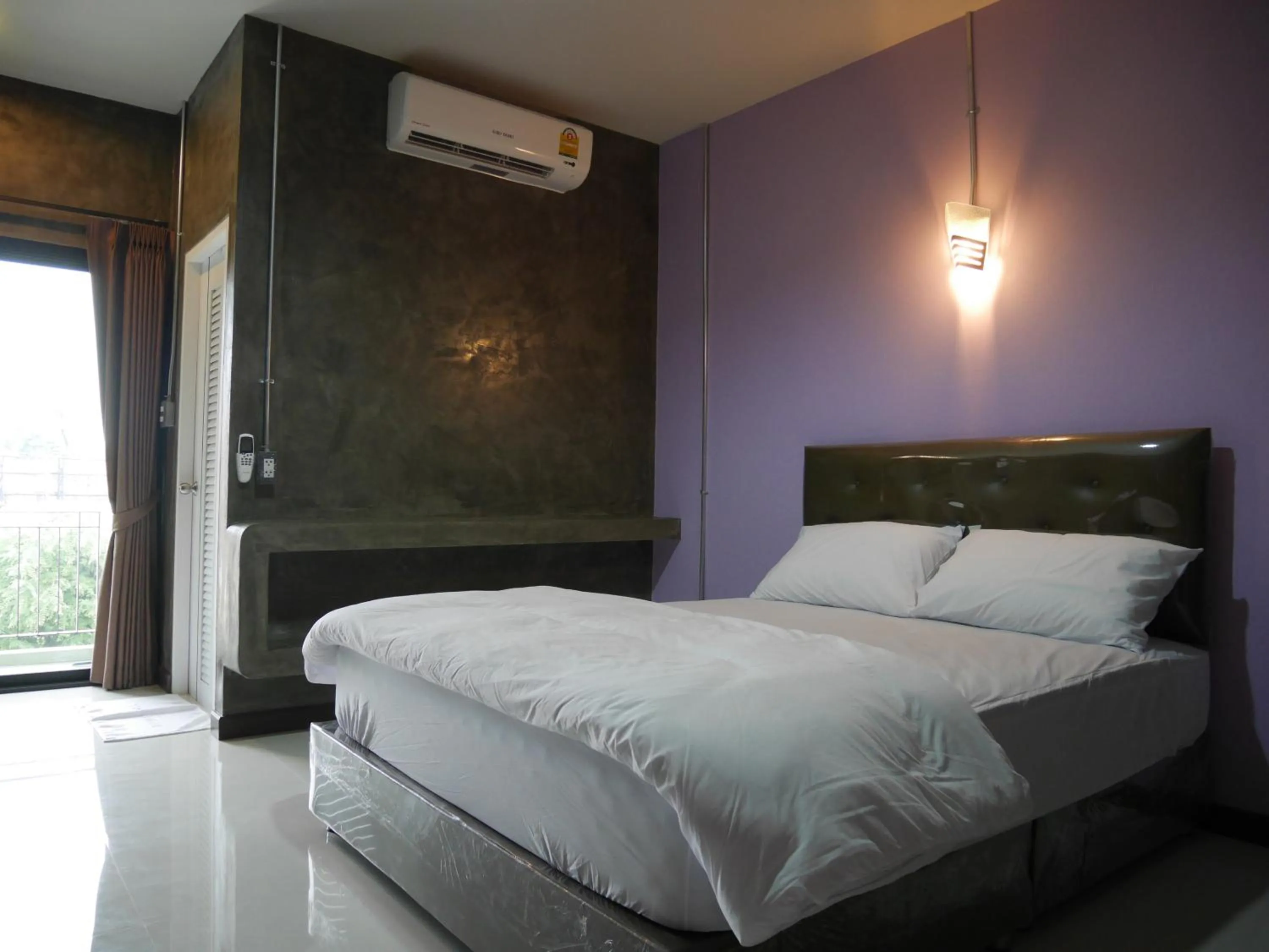 Standard Double Room in Green Garden Place