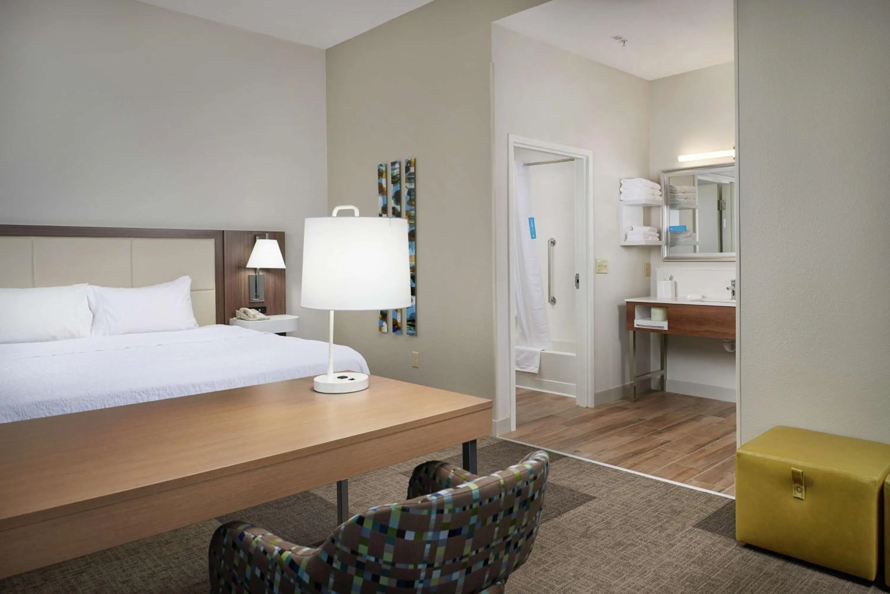 Non-Smoking King Studio Suite with Sofa Bed in Hampton Inn & Suites Rogers