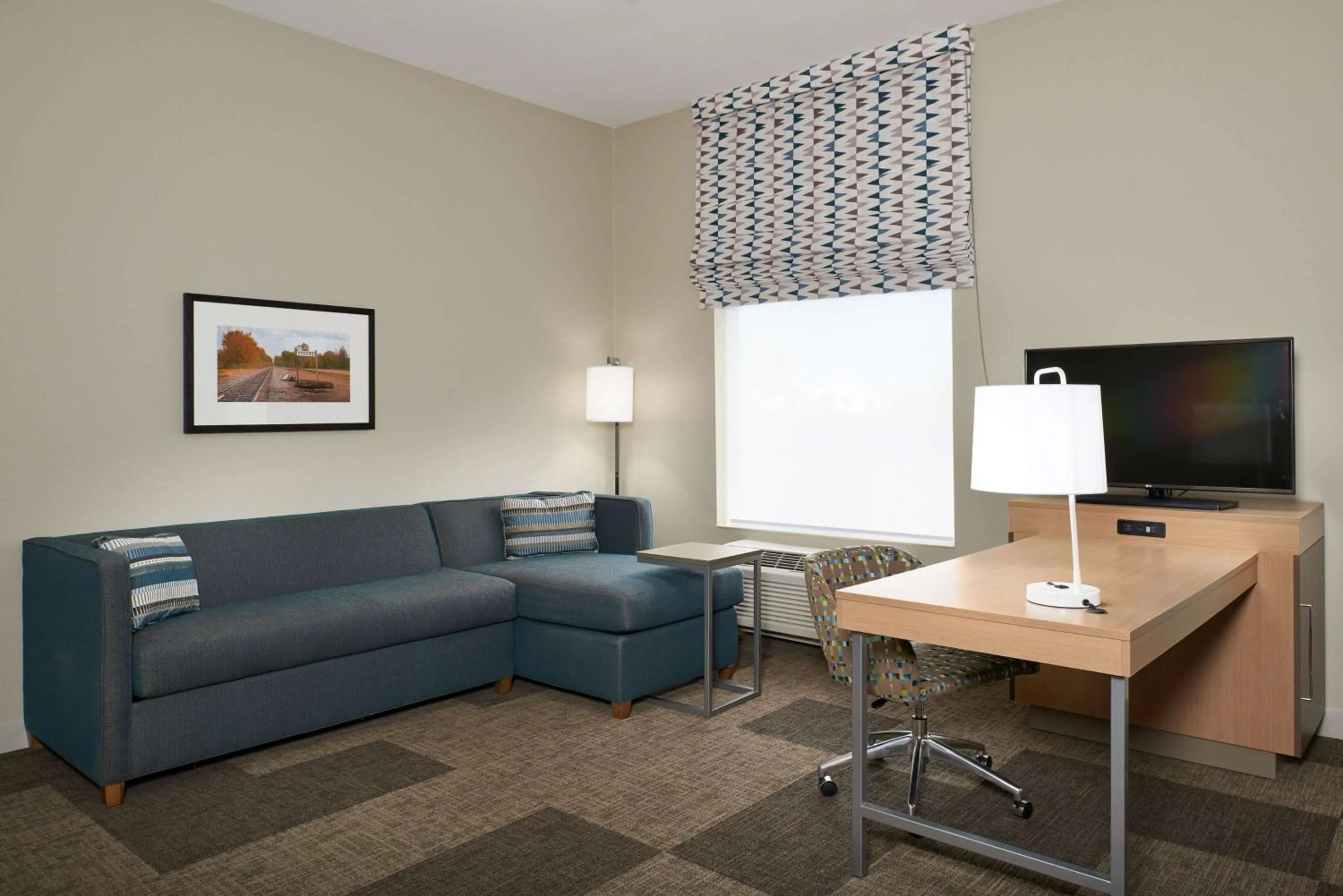 Studio Suite with Two Queen Beds and Sofa Bed - Non-Smoking in Hampton Inn & Suites Rogers