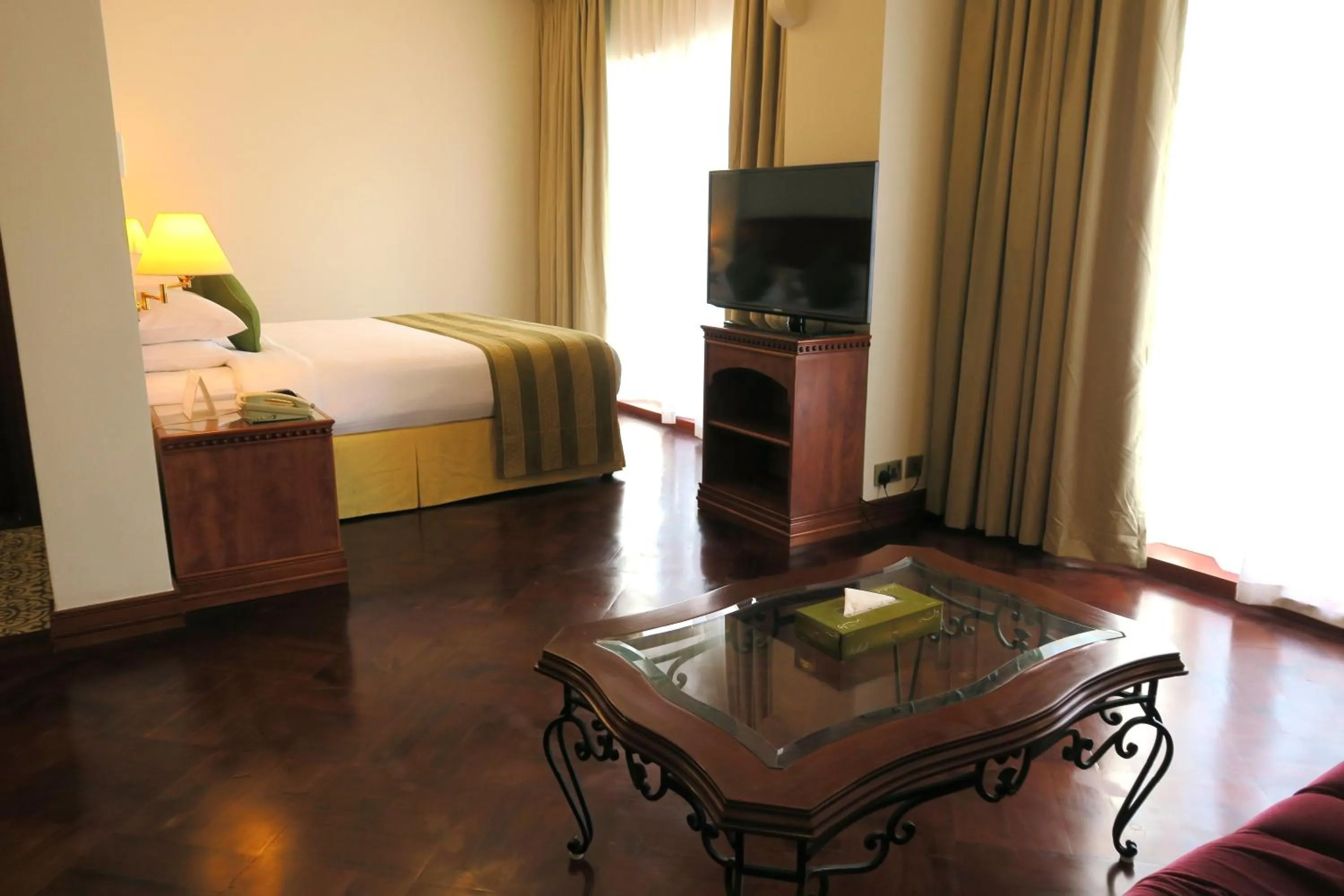 Executive Room Creek View with Balcony - Free Beach Transfer, 25% off Food & Beverage in Riviera Hotel