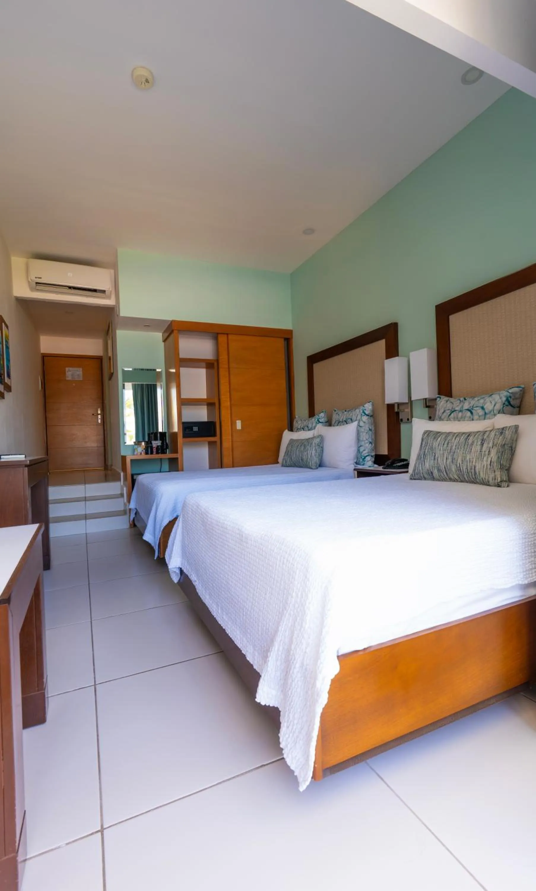 Standard Double Room in Cancun Bay All Inclusive Hotel