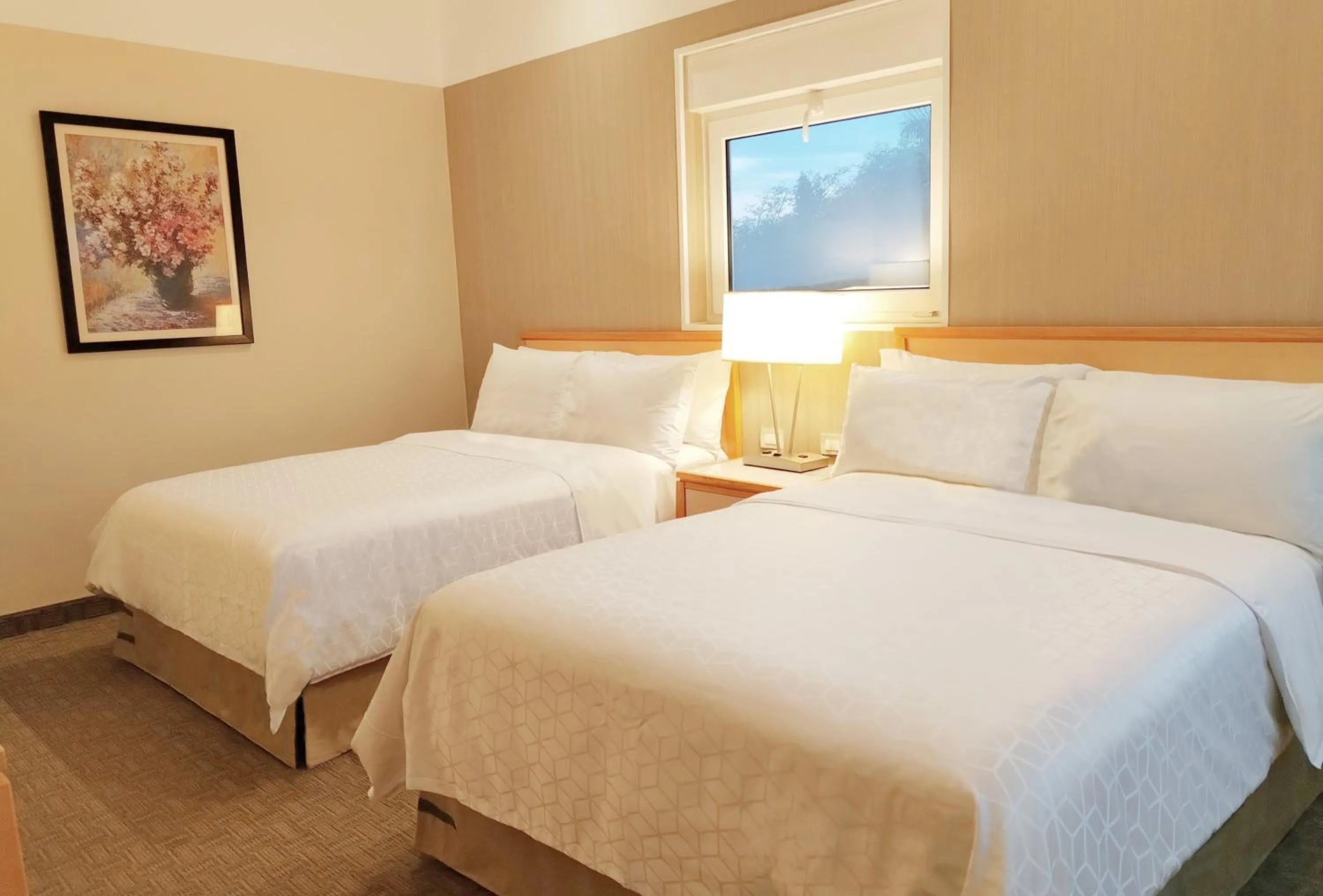 Standard Double Room with Two Double Beds in Holiday Inn Cuernavaca by IHG