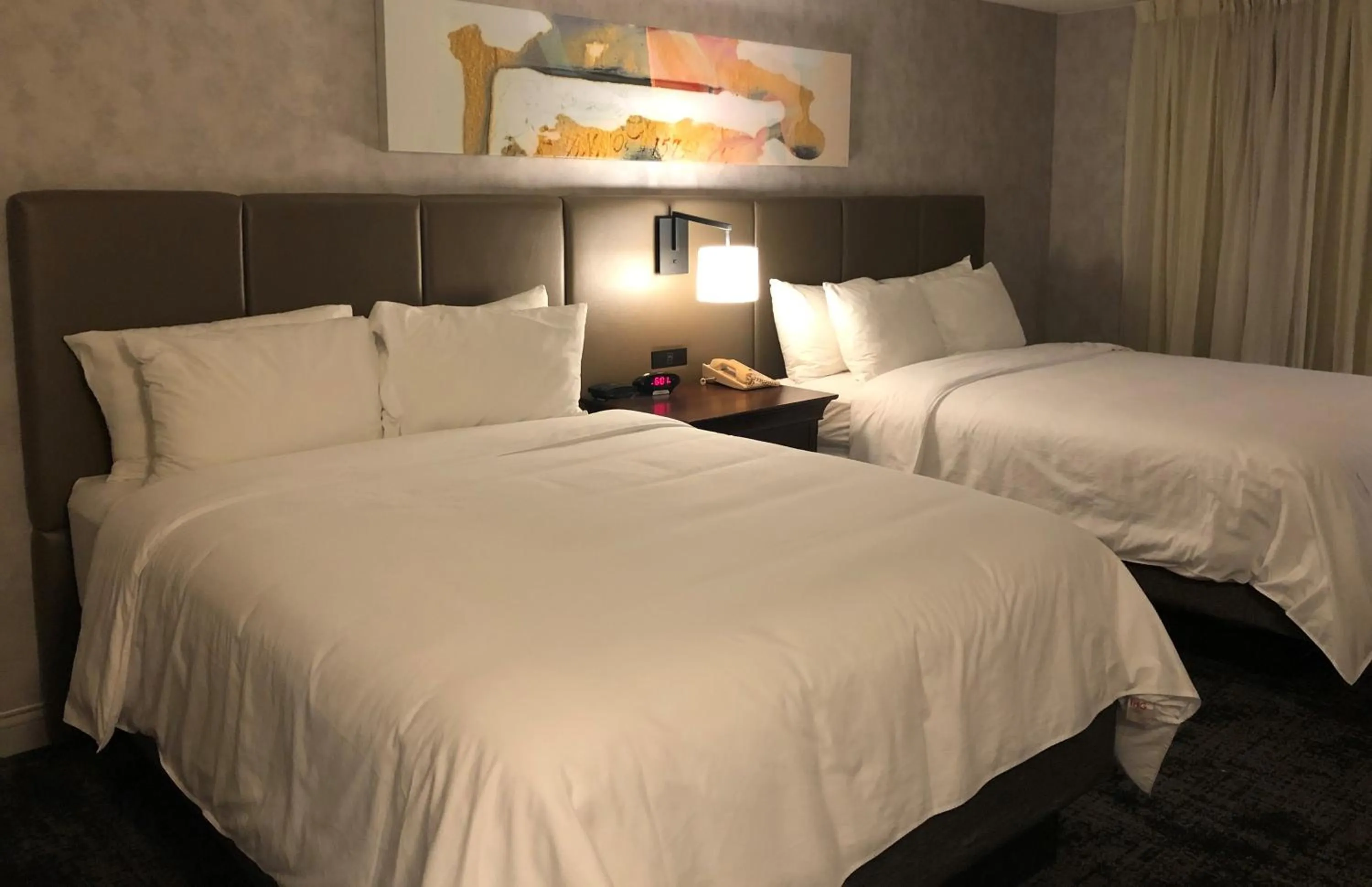 Queen Room with Two Queen Beds - Mobility Access Tub/Non-Smoking in Crowne Plaza Chicago-Northbrook, an IHG Hotel