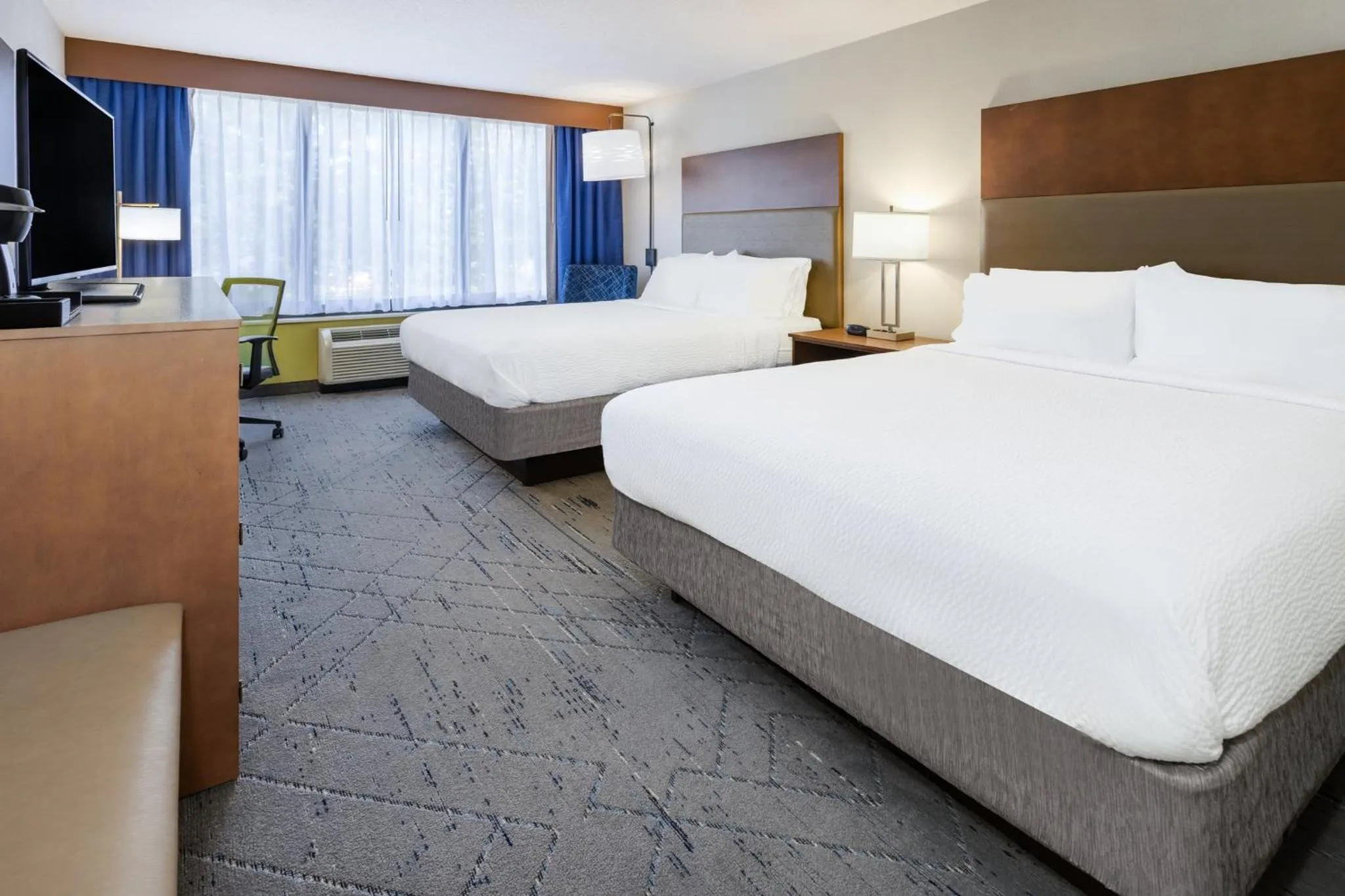 Queen Suite with Two Queen Beds - Non-Smoking in Holiday Inn Express & Suites Ft. Washington - Philadelphia by IHG