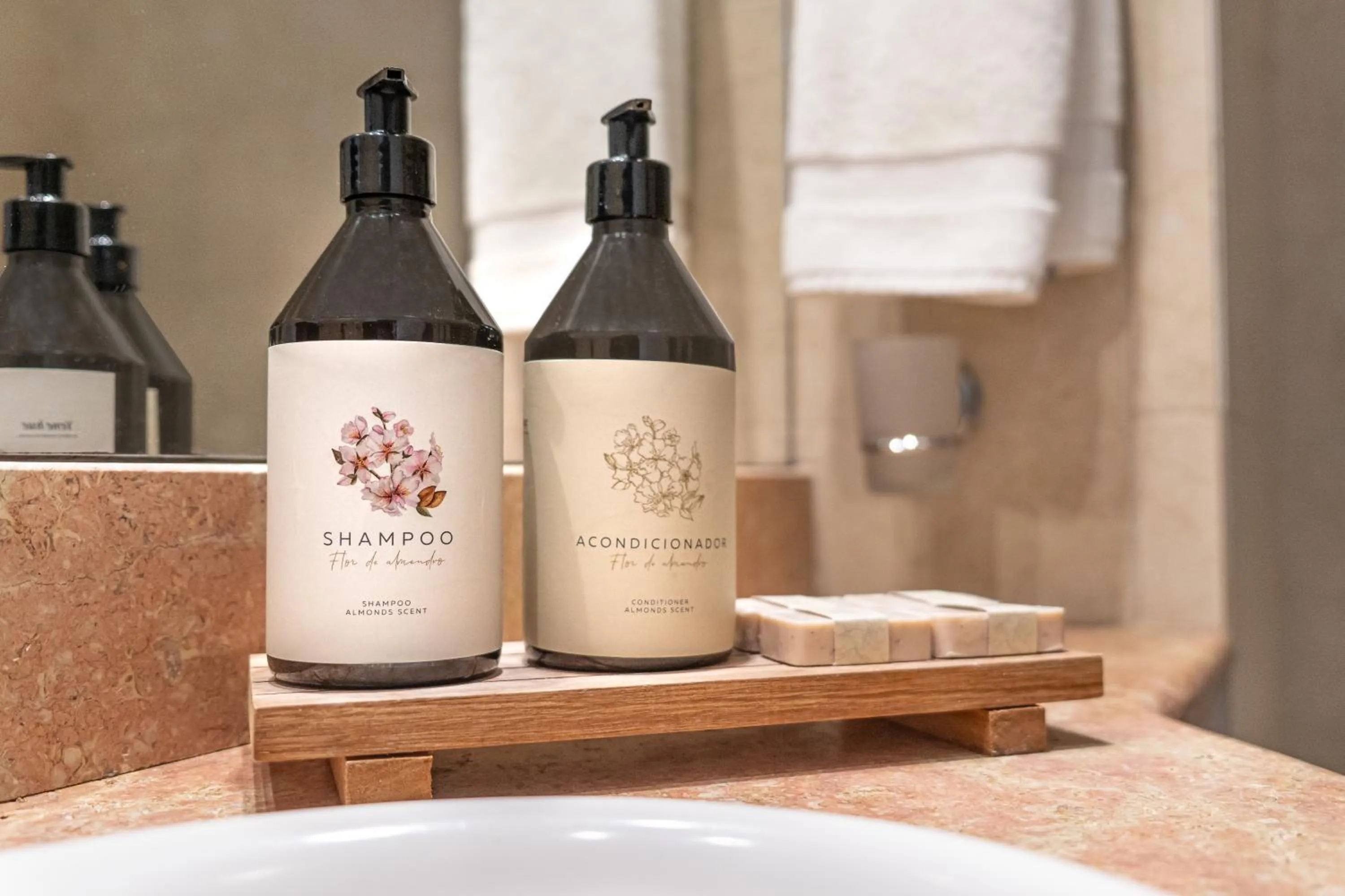 Comfort Double Room with Sea View in Yene hue