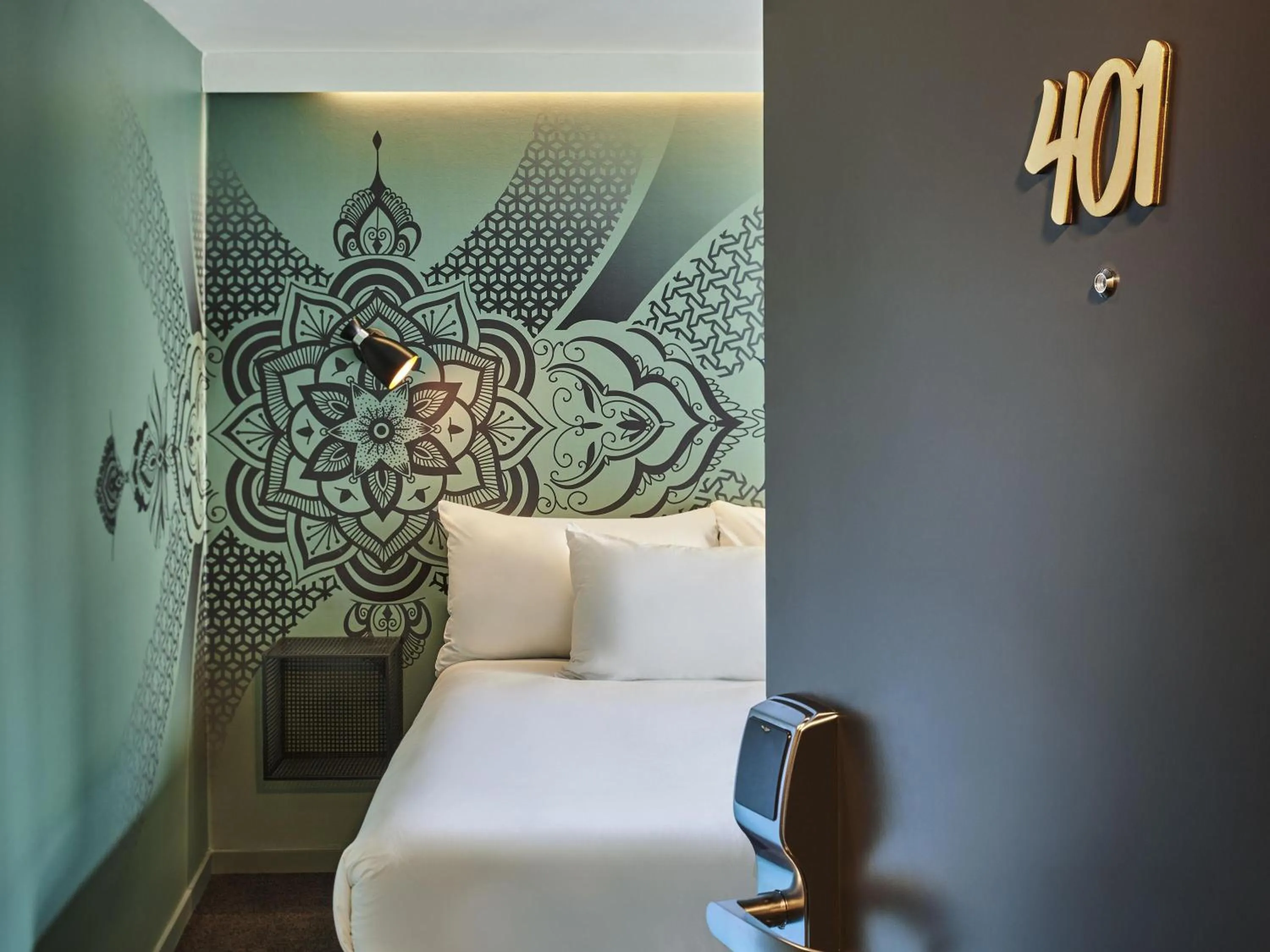 Standard Single Room in Ibis Styles Paris Gare de l'Est Magenta