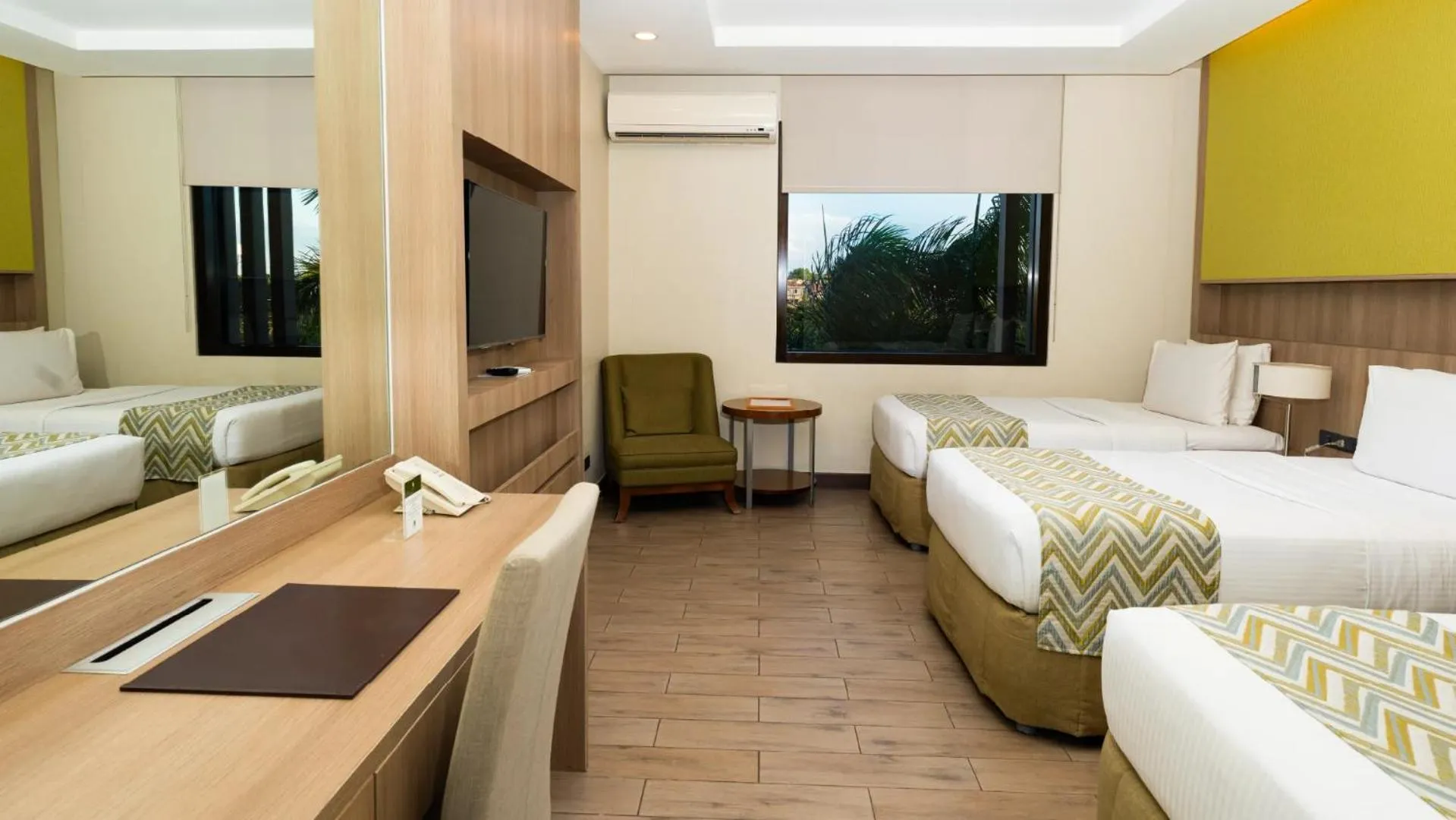 Superior Triple Room in The Bayleaf Cavite