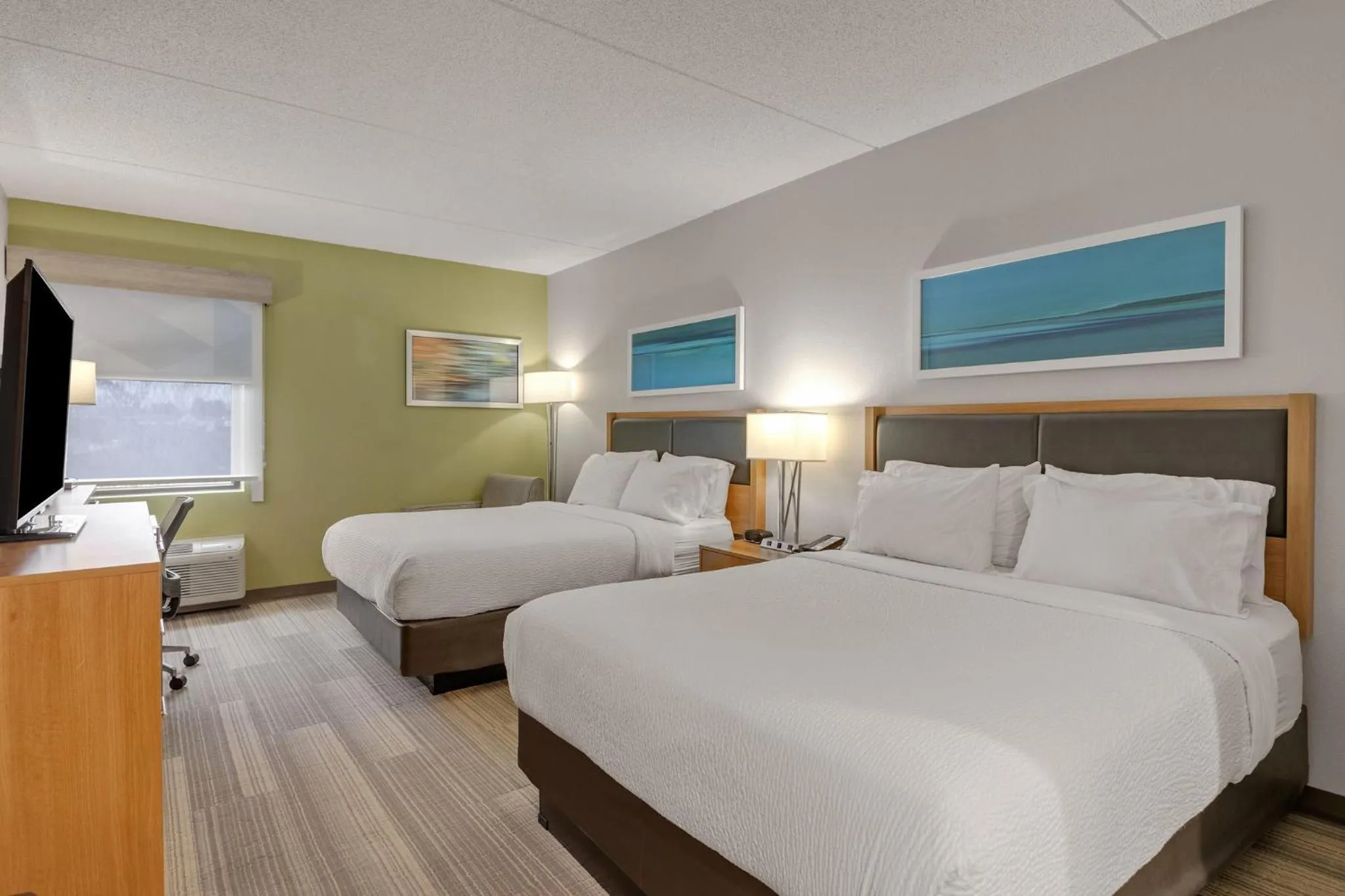 Standard Room with Two Queen Beds in Holiday Inn Express Hershey-Harrisburg Area by IHG