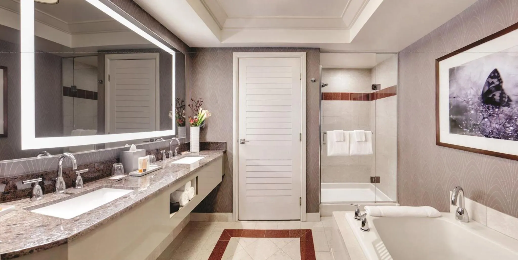 Stay Well Resort King in Mandalay Bay