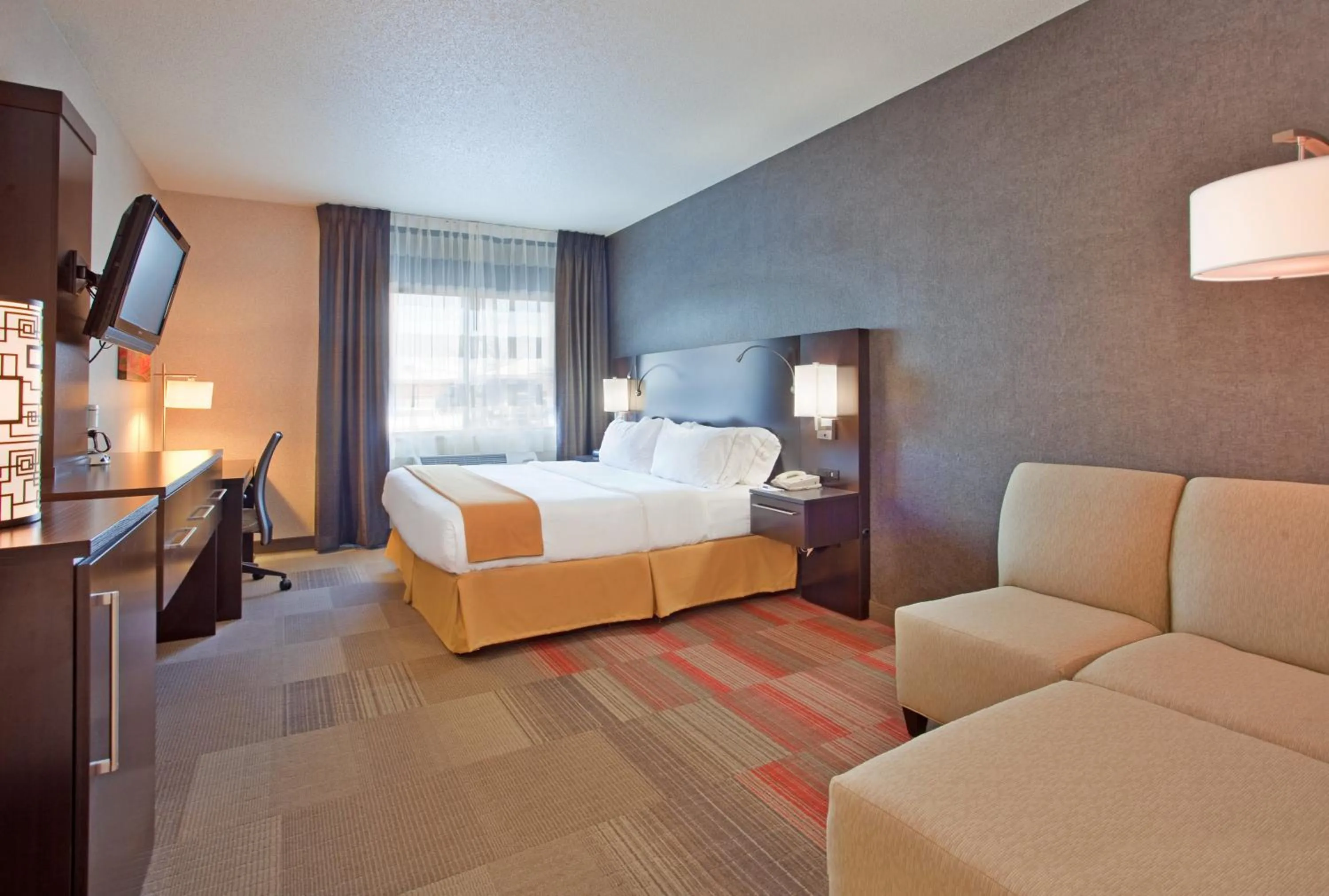 Specialty Room in Holiday Inn Express Hotel & Suites Beatrice by IHG
