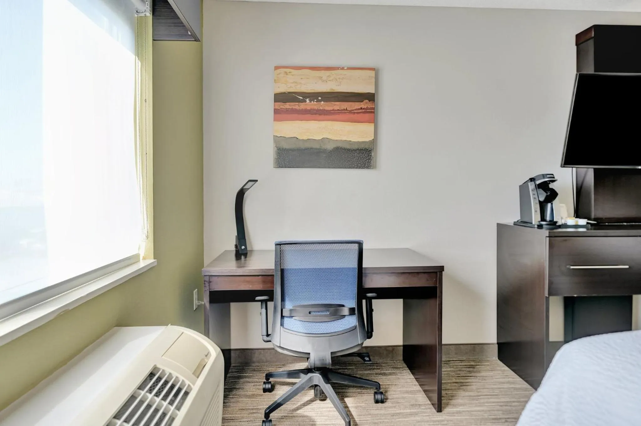 Standard Queen Room with Two Queen Beds in Holiday Inn Express Hotel & Suites Beatrice by IHG