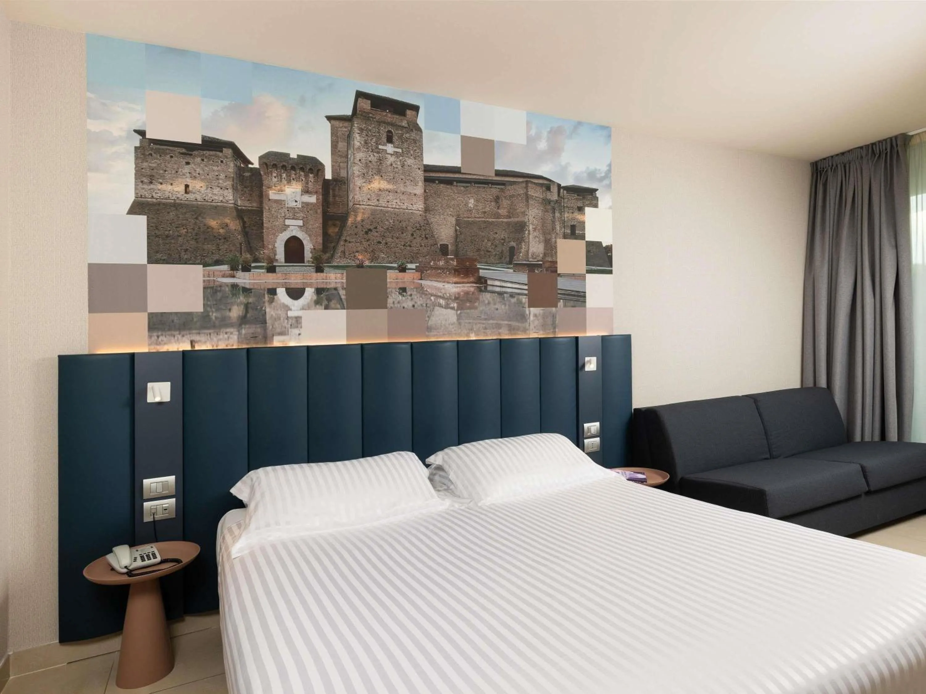 Superior Double Room with Sofa Bed and Balcony with Side Sea View in Mercure Hotel Rimini Artis