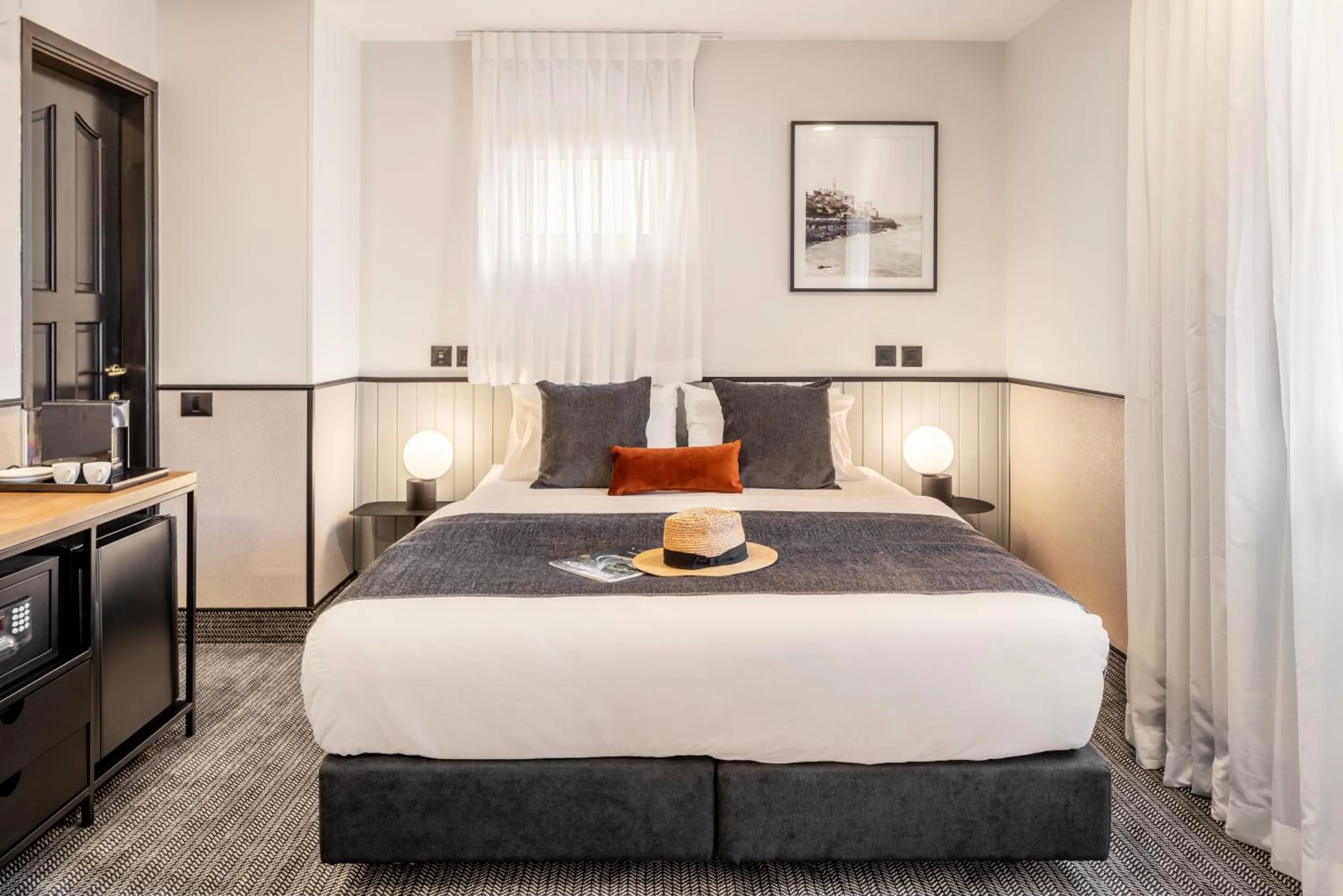 Small Double Room in The New Port Hotel TLV