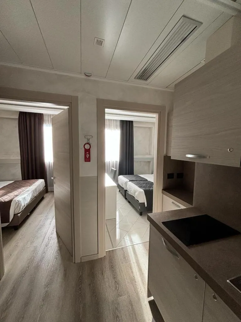 Quadruple Room in Hotel Plaza