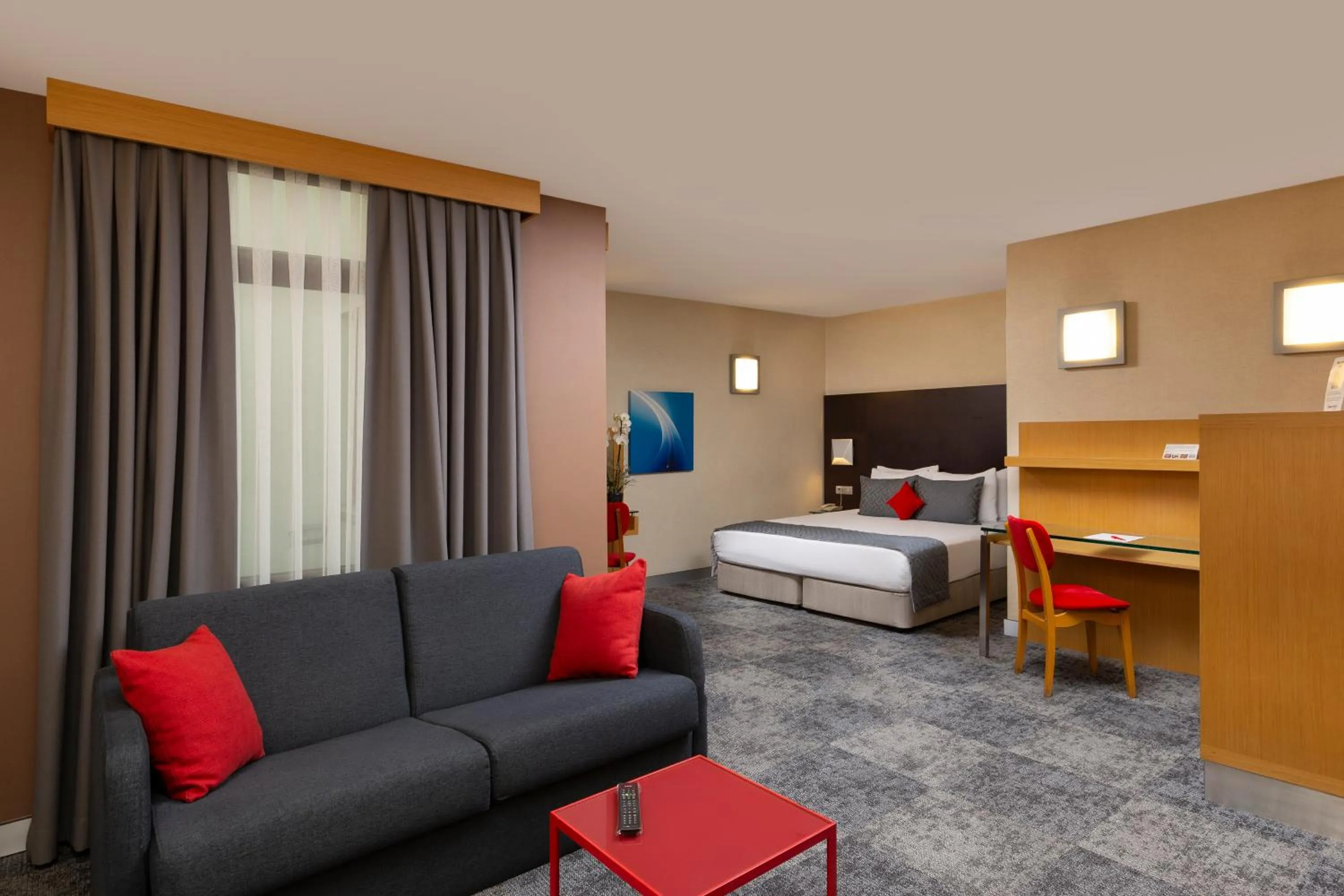 Deluxe Family Room in Nippon Hotel