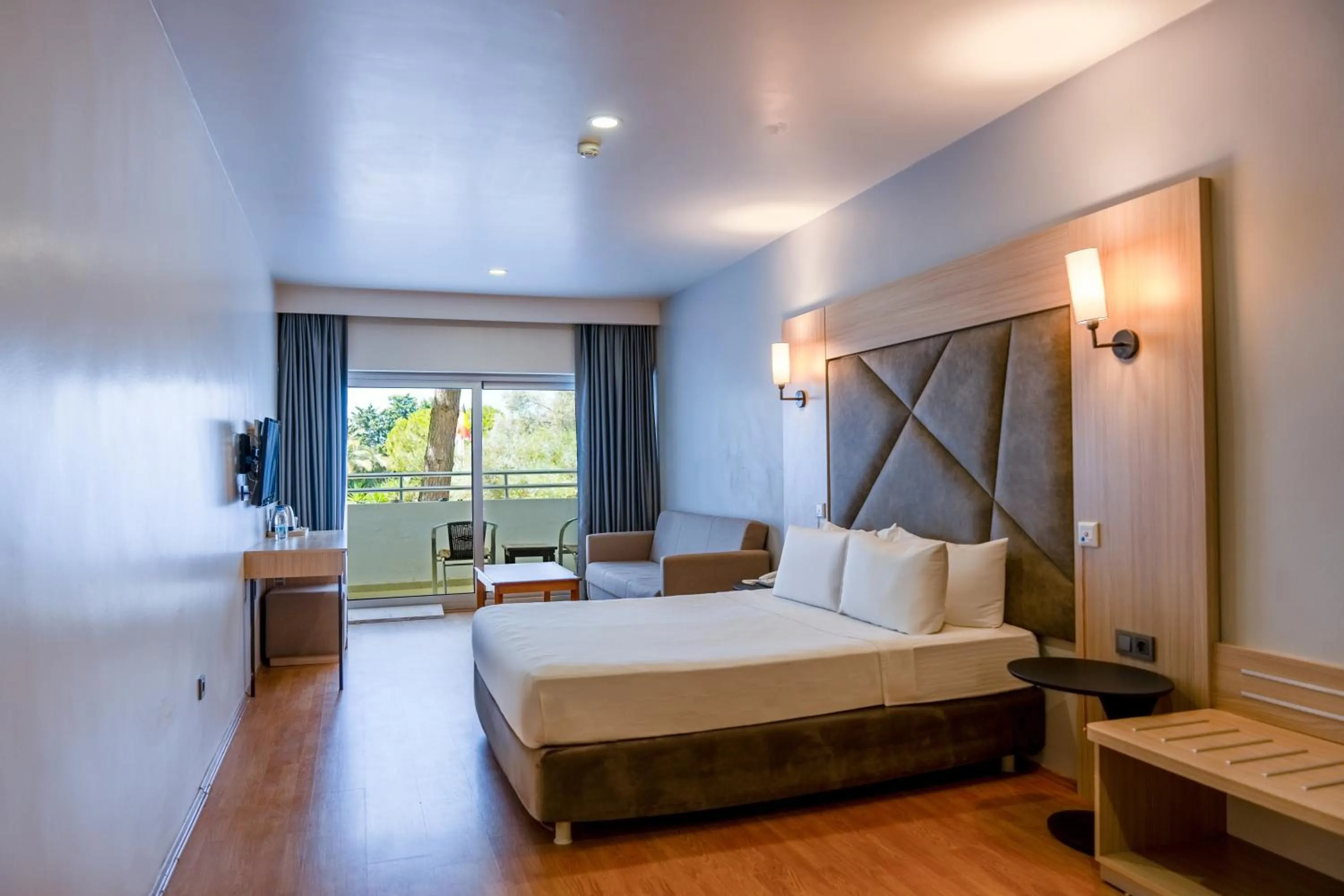 Deluxe Double Room with Land View - single occupancy in Altin Yunus Hotel & SPA - Çeşme