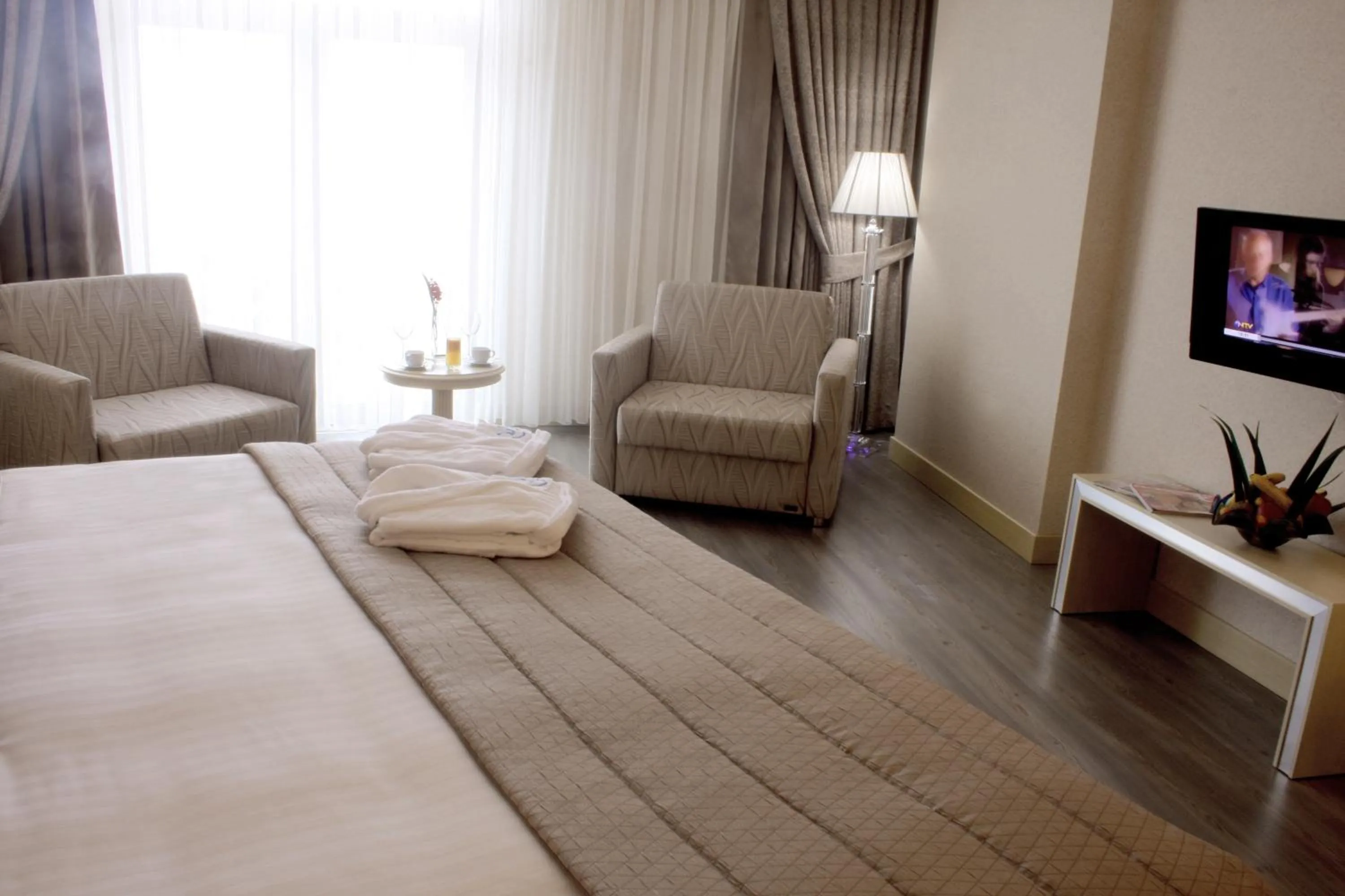 Exclusive Room Included Airport Transfer & Upgrade to Deluxe Room in Eser Premium Hotel & Spa
