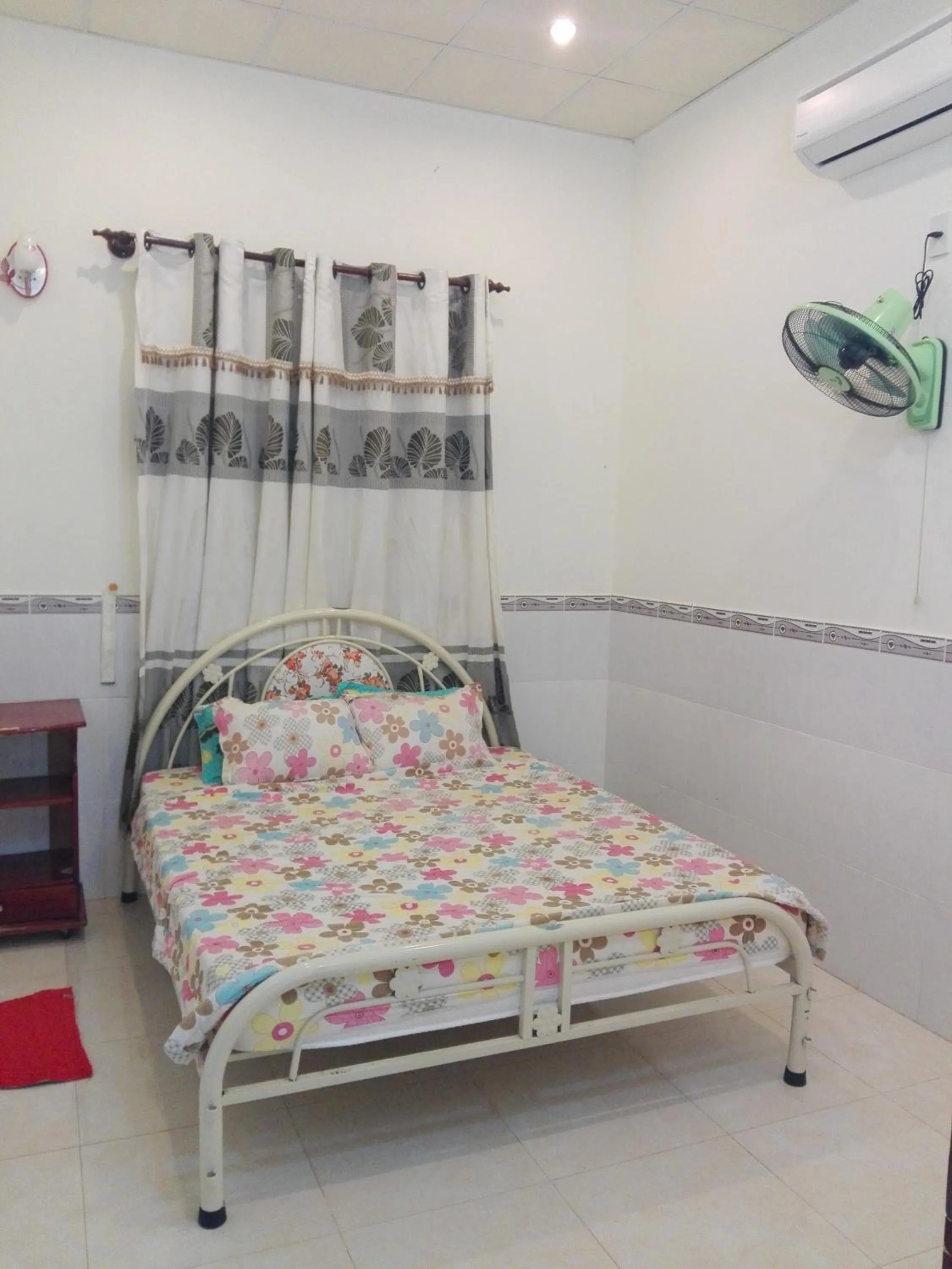 Three-Bedroom House in The House 17/1