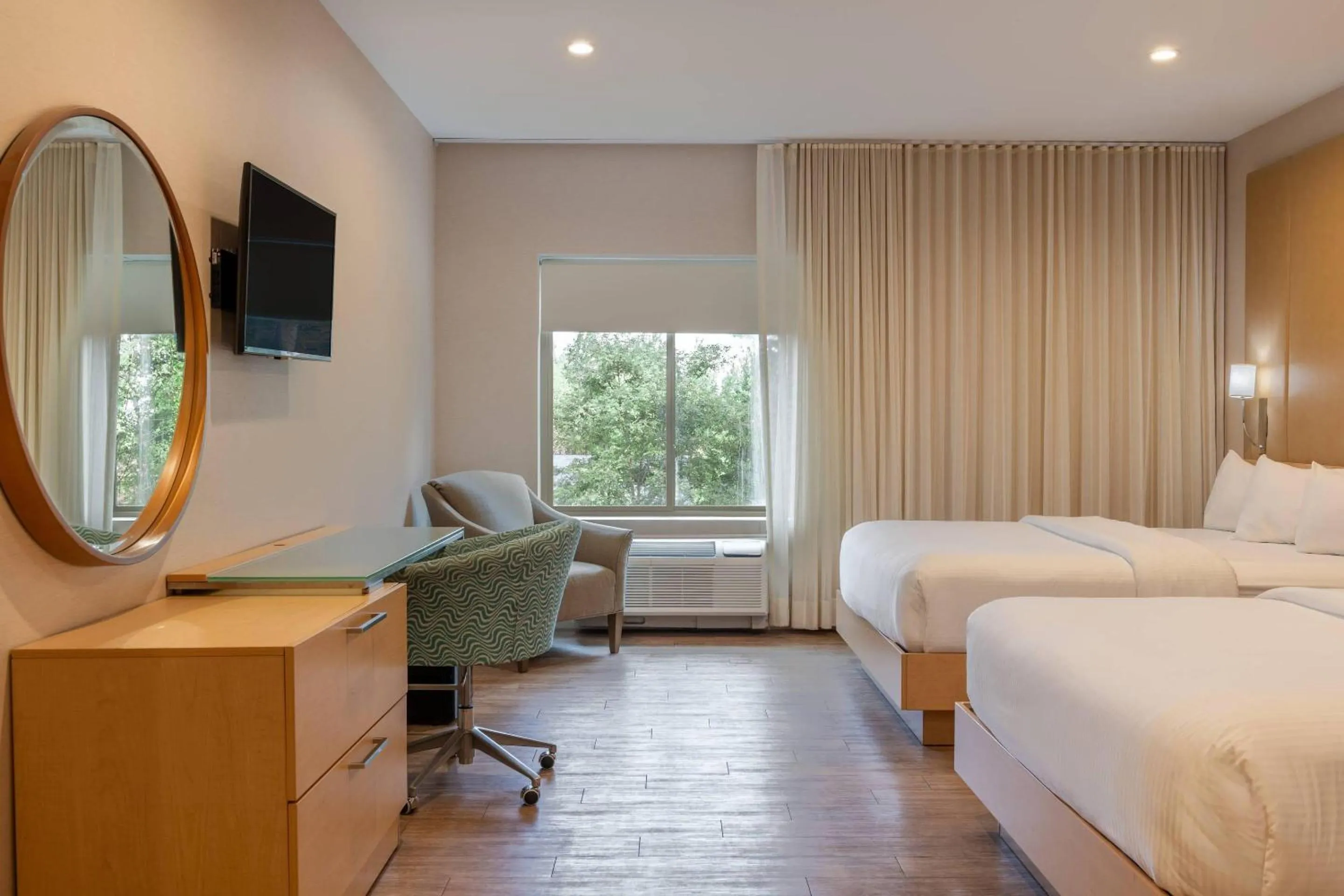 Standard Queen Room with Two Queen Beds - Non-Smoking in The Chandler Inn Bethlehem - Littleton, an Ascend Collection Hotel