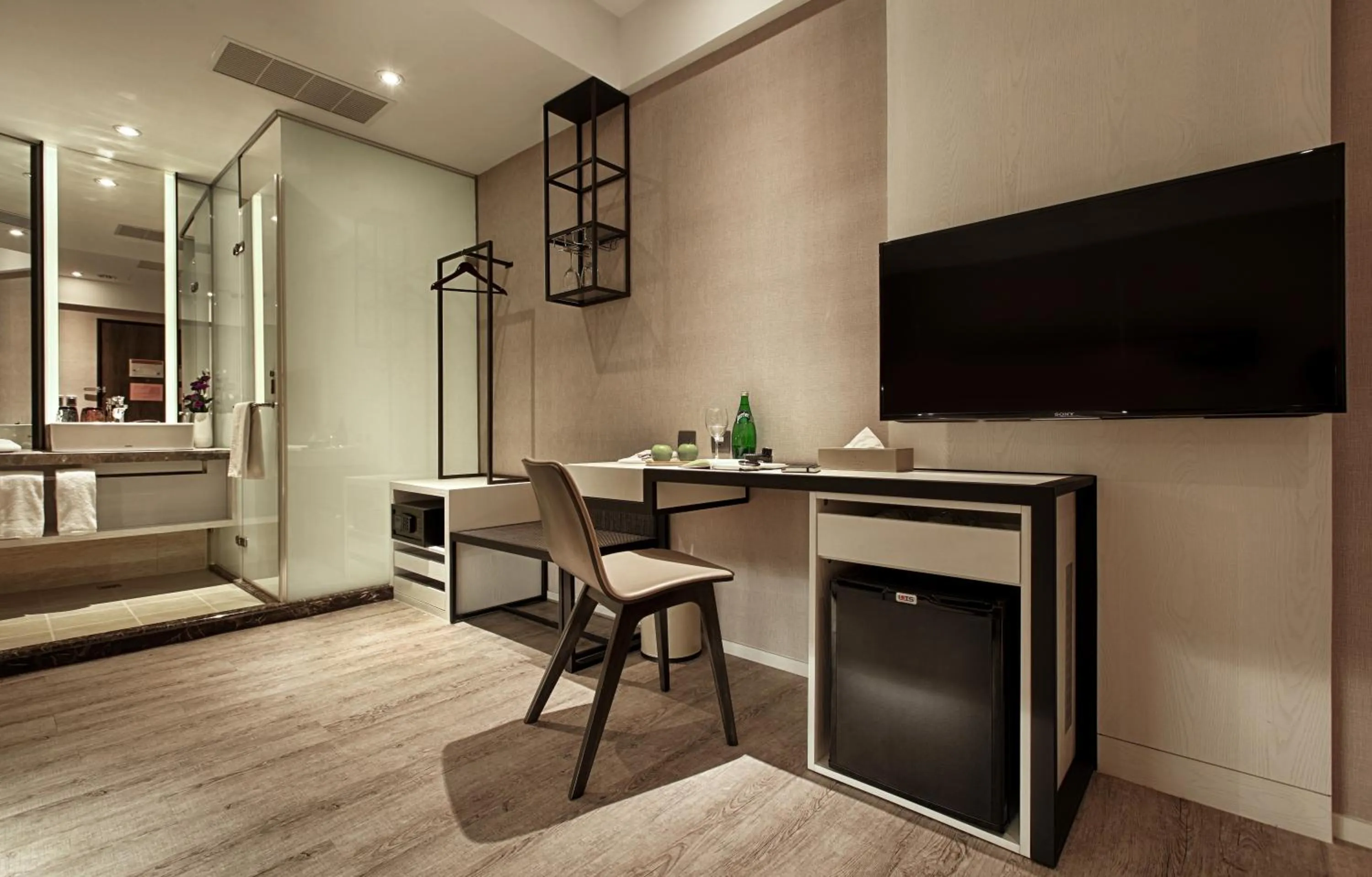 Deluxe Double Room in City Place Hotel