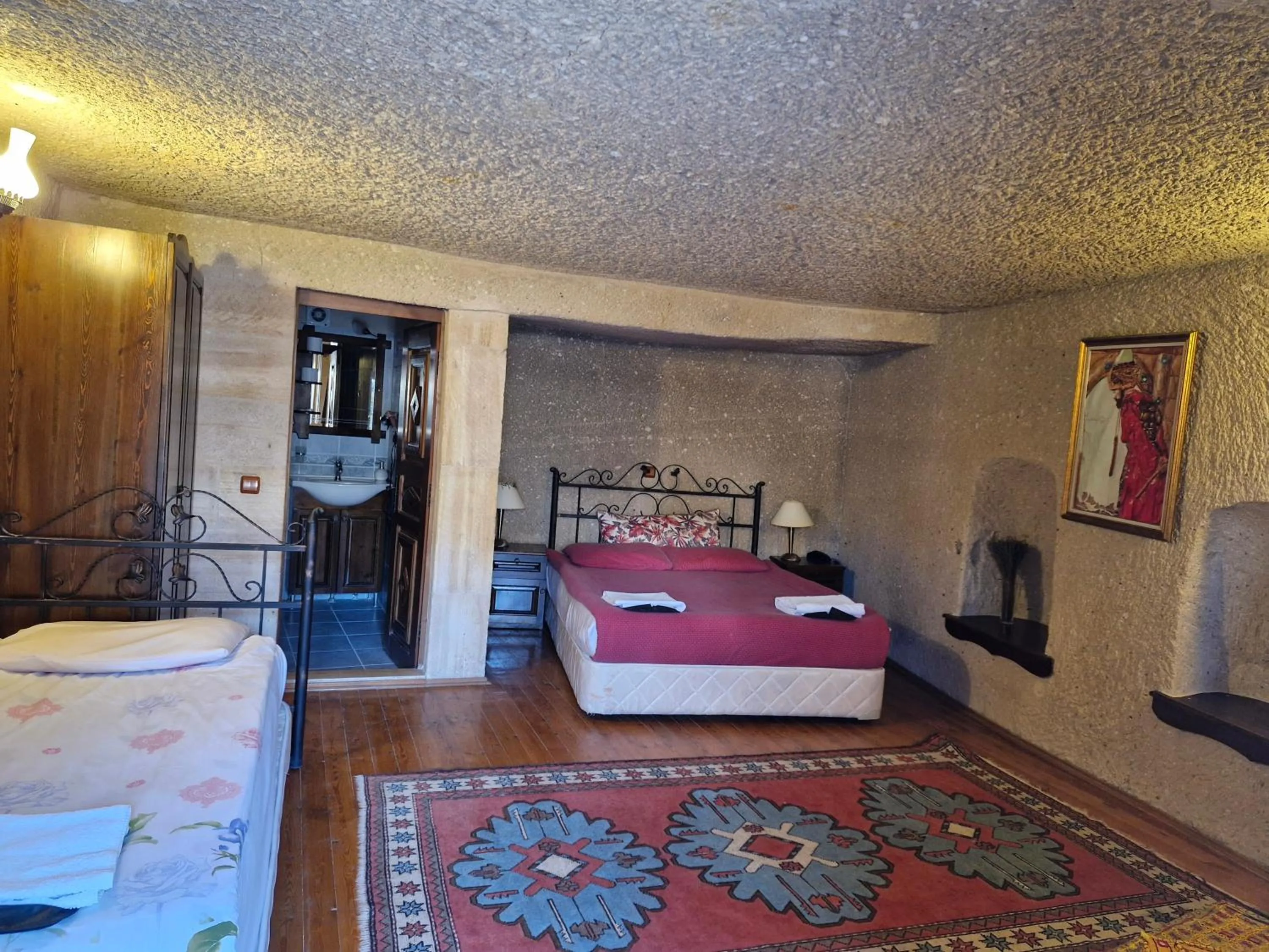 Triple Cave Deluxe Room  in Nature Park Cave Hotel