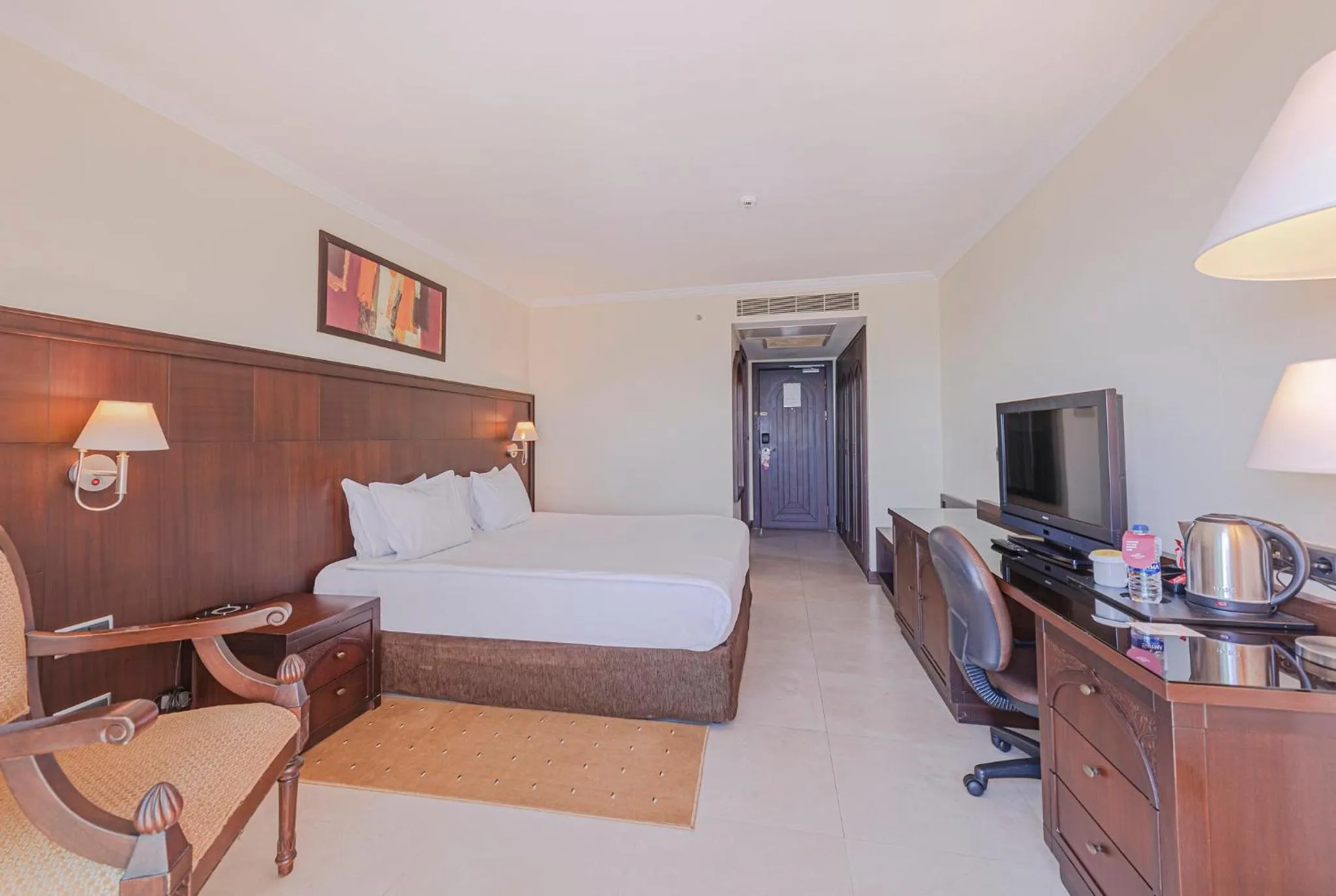 1 King Bed Standard Side Sea View in Crowne Plaza Antalya by IHG