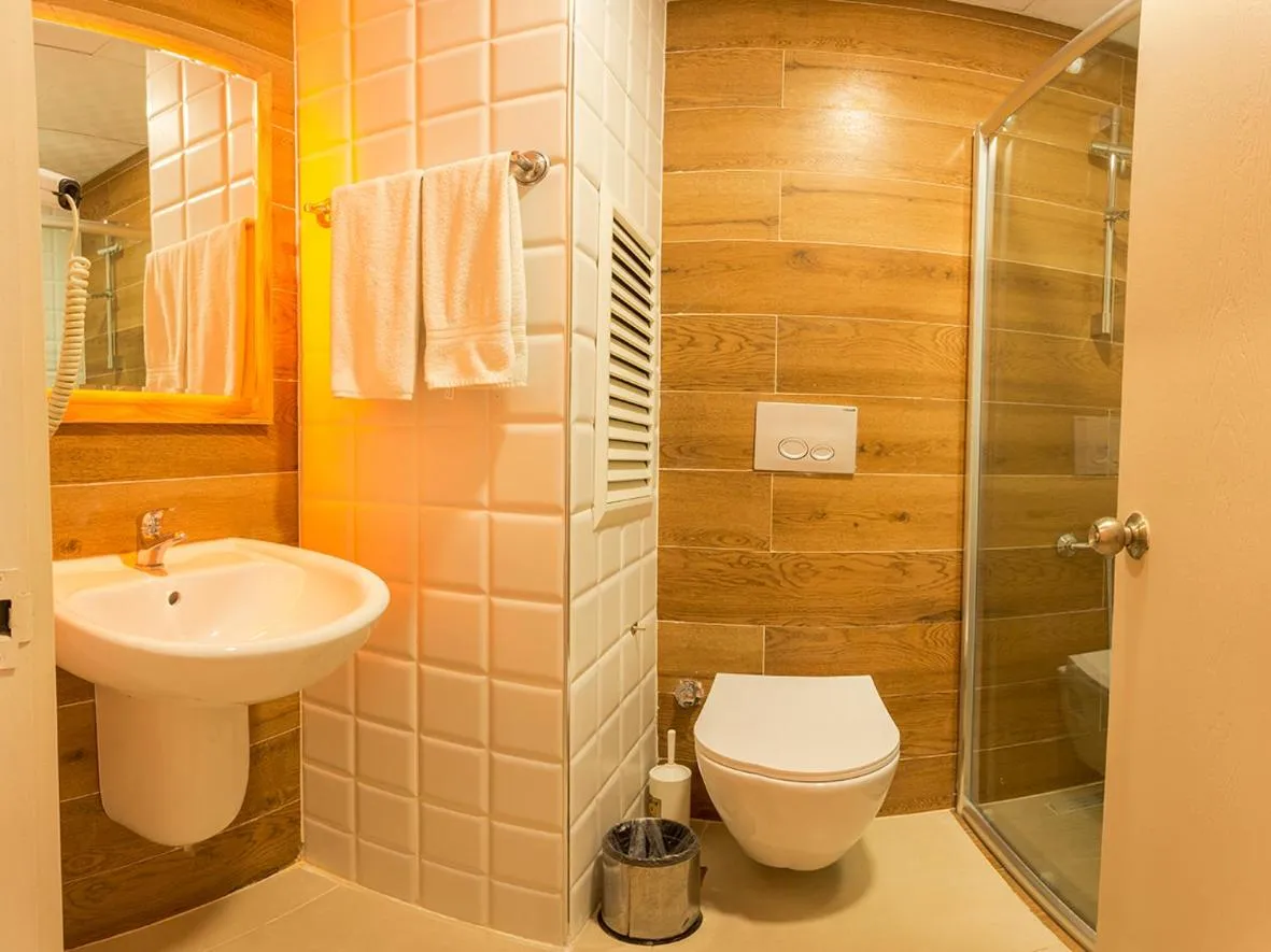 Double Room in Rich Melissa Hotel