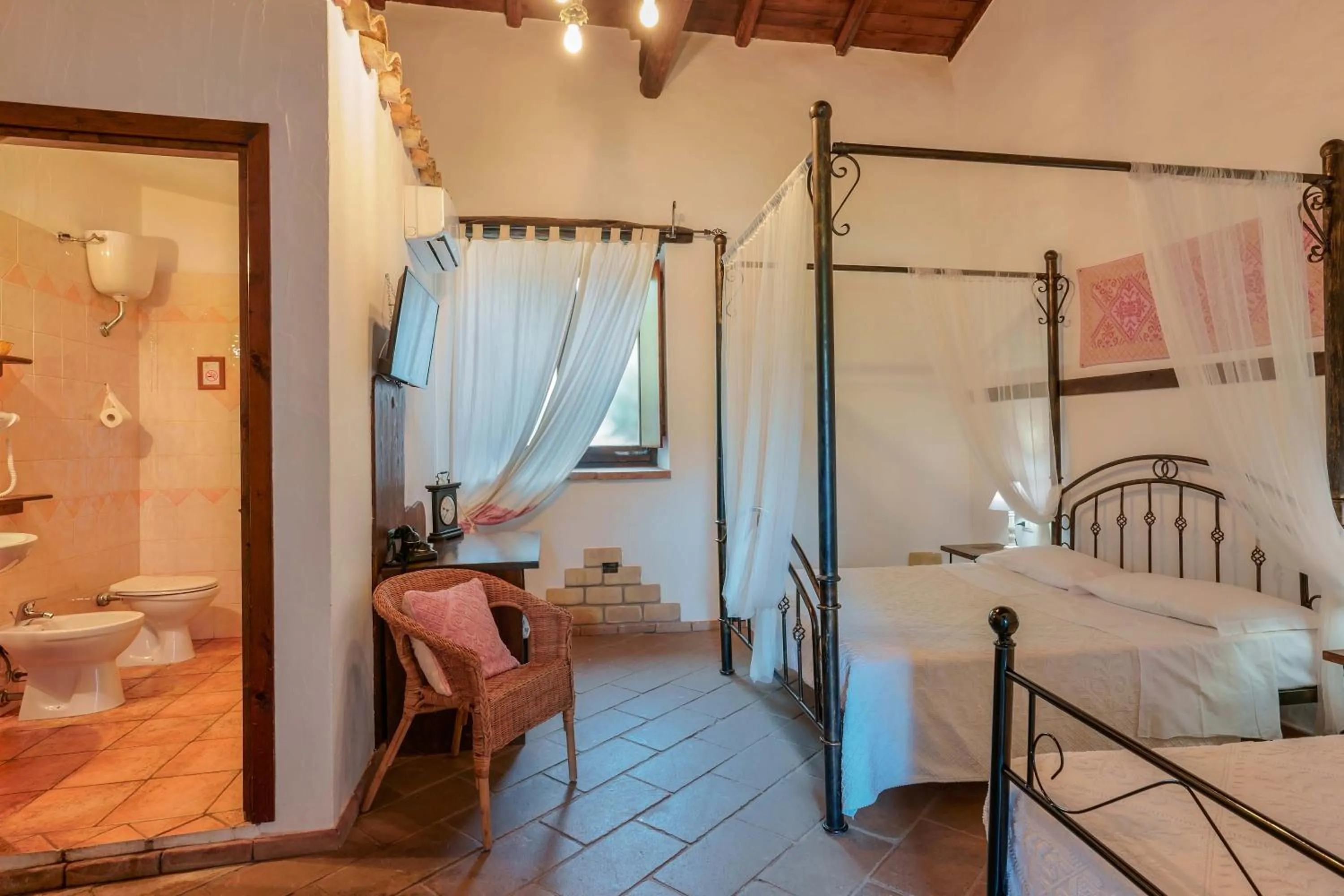 Superior Triple Room in Il Monastero