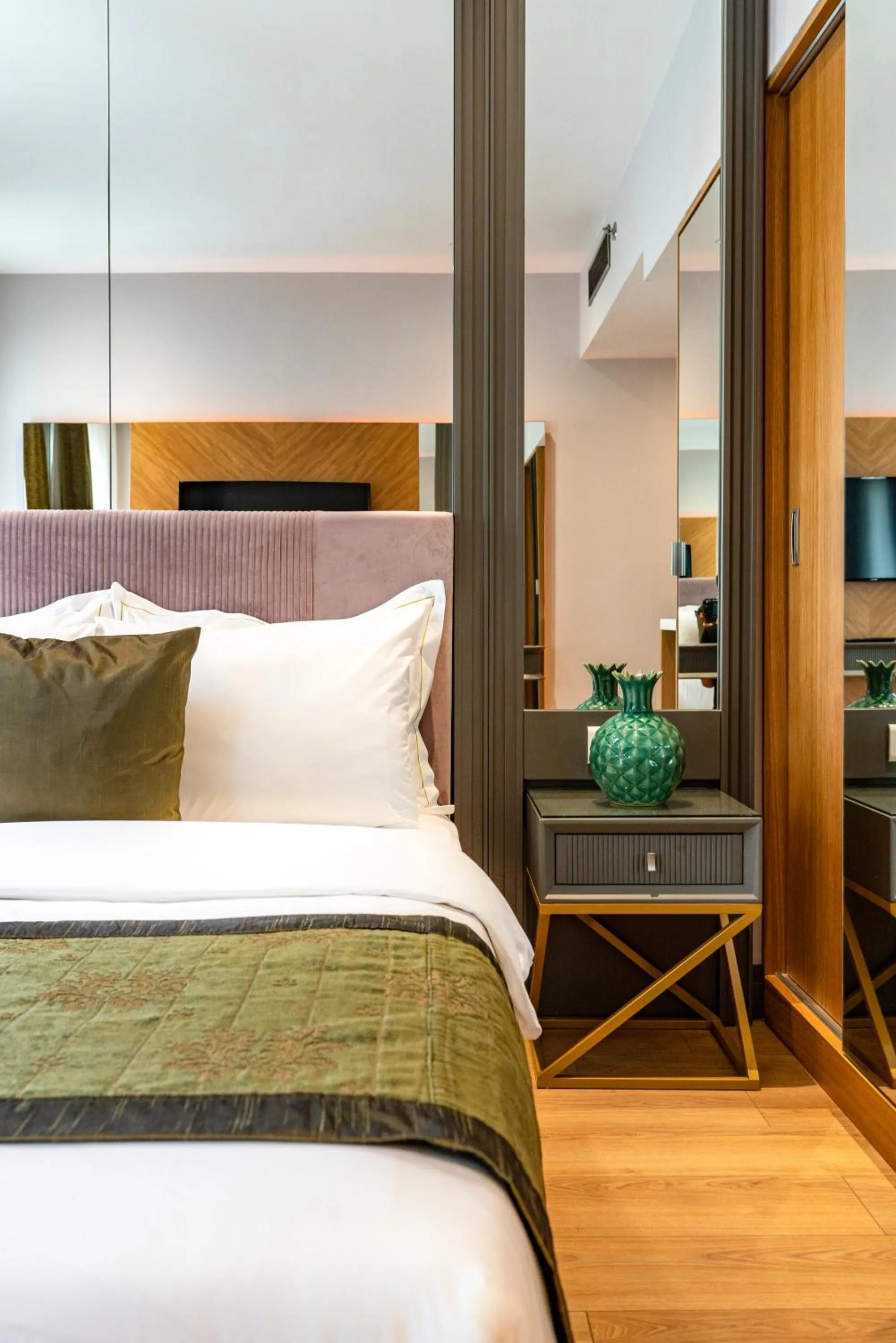 Double Room - Disability Access in Oran Hotel