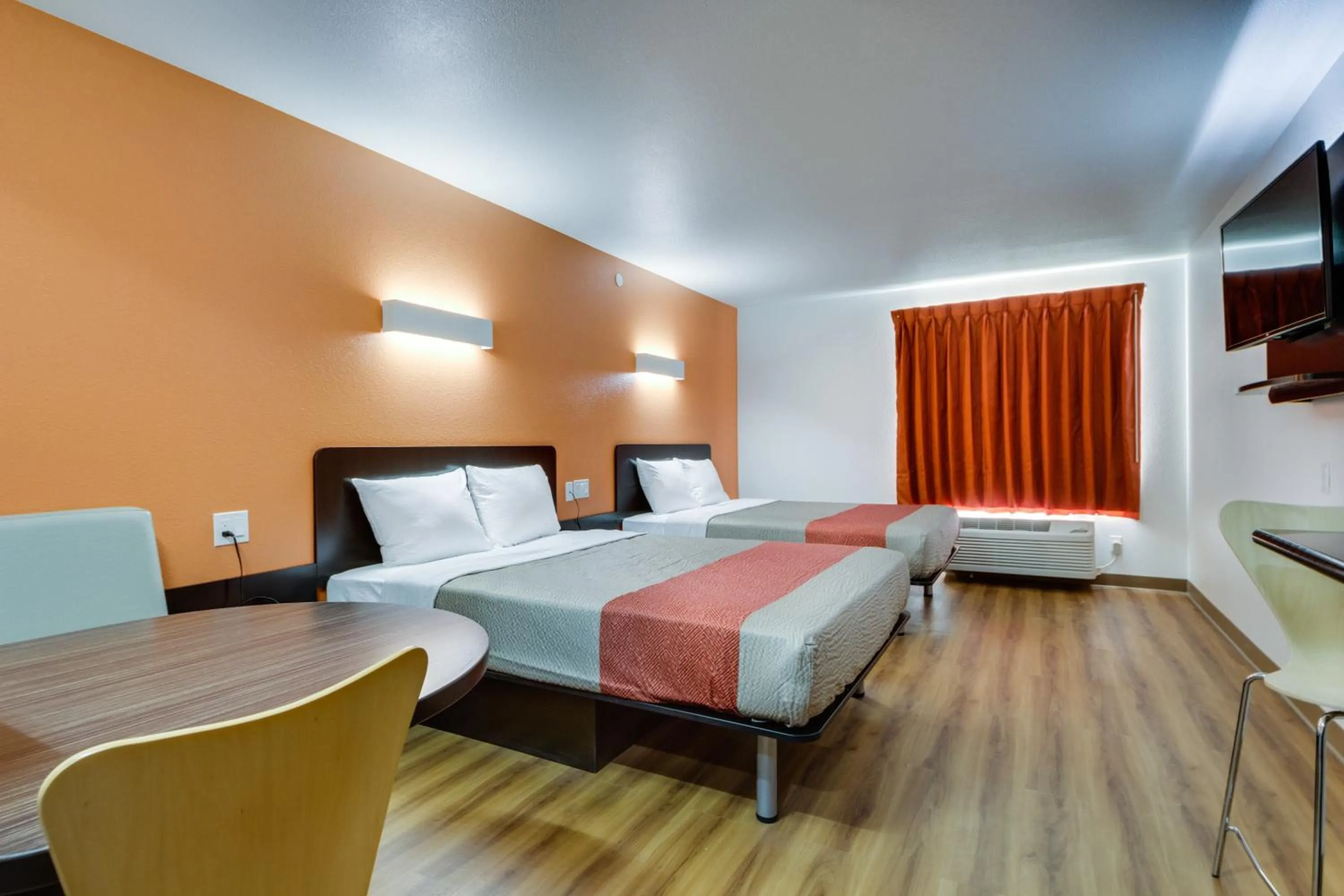 Queen Room with Two Queen Beds - Disability Access - Non-Smoking in Motel 6-Tulsa, OK