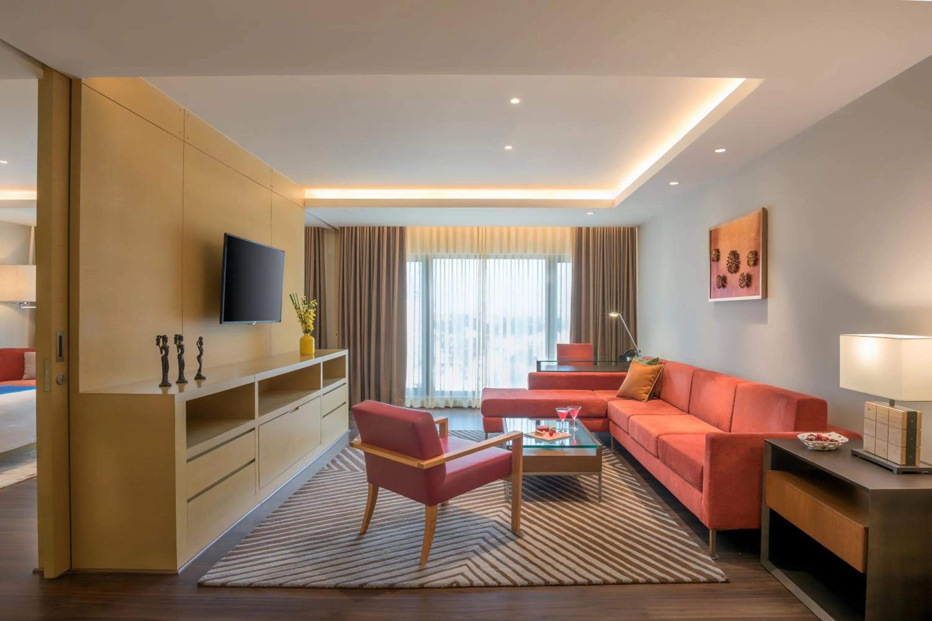 Suite - single occupancy in Feathers- A Radha Hotel, Chennai