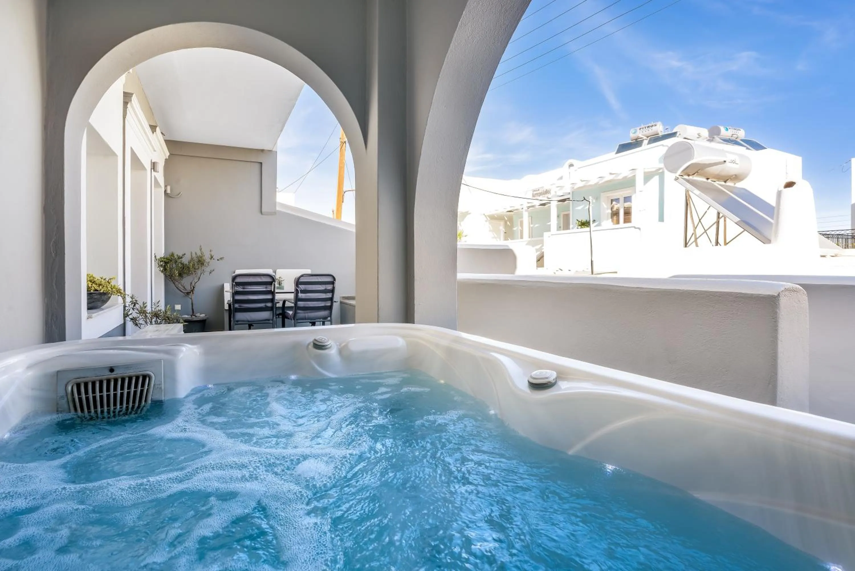 Senior Suite with Outdoor Hot Tub in Oasis Hotel