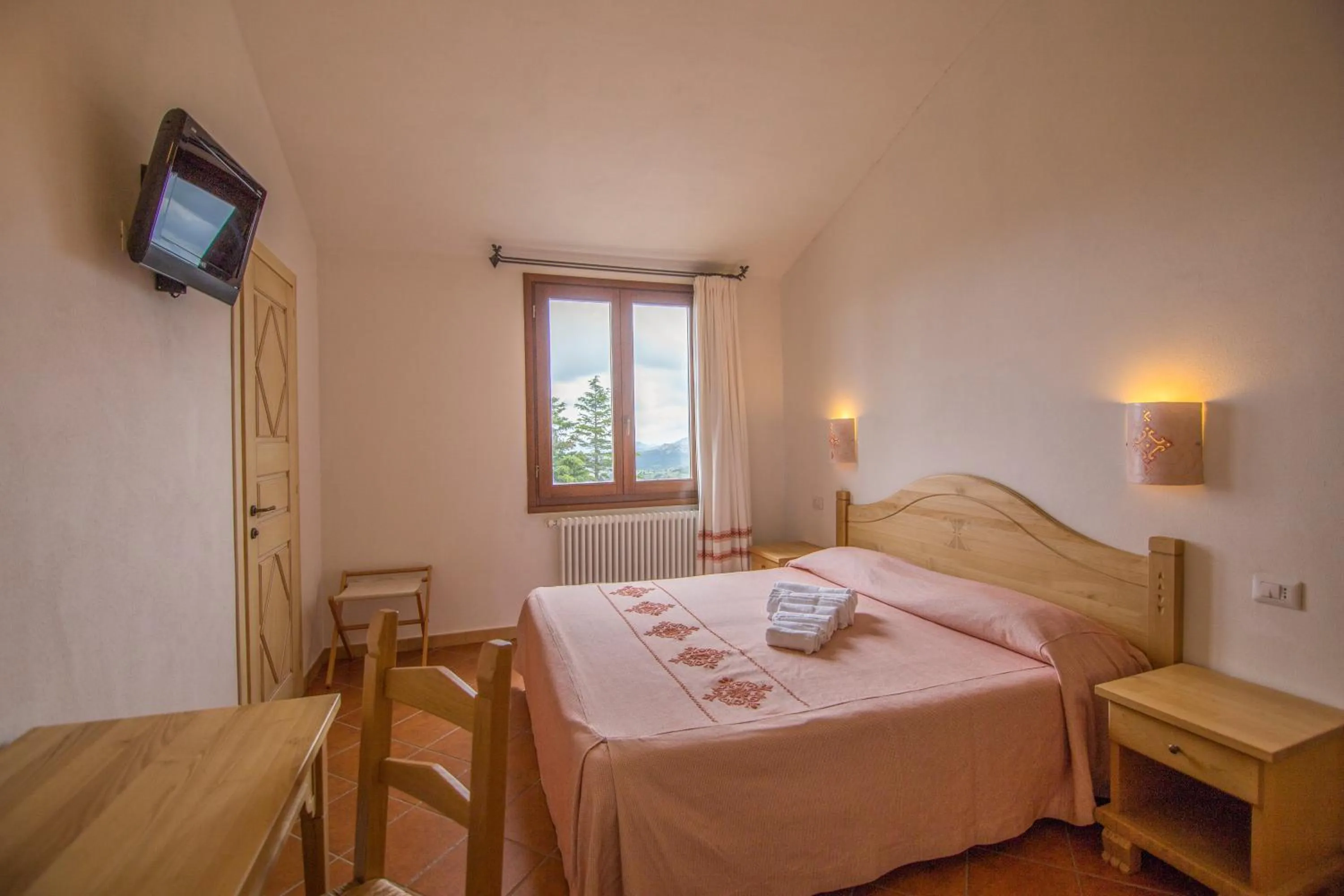 Standard Double Room with Mountain View in Gorropu Hotel