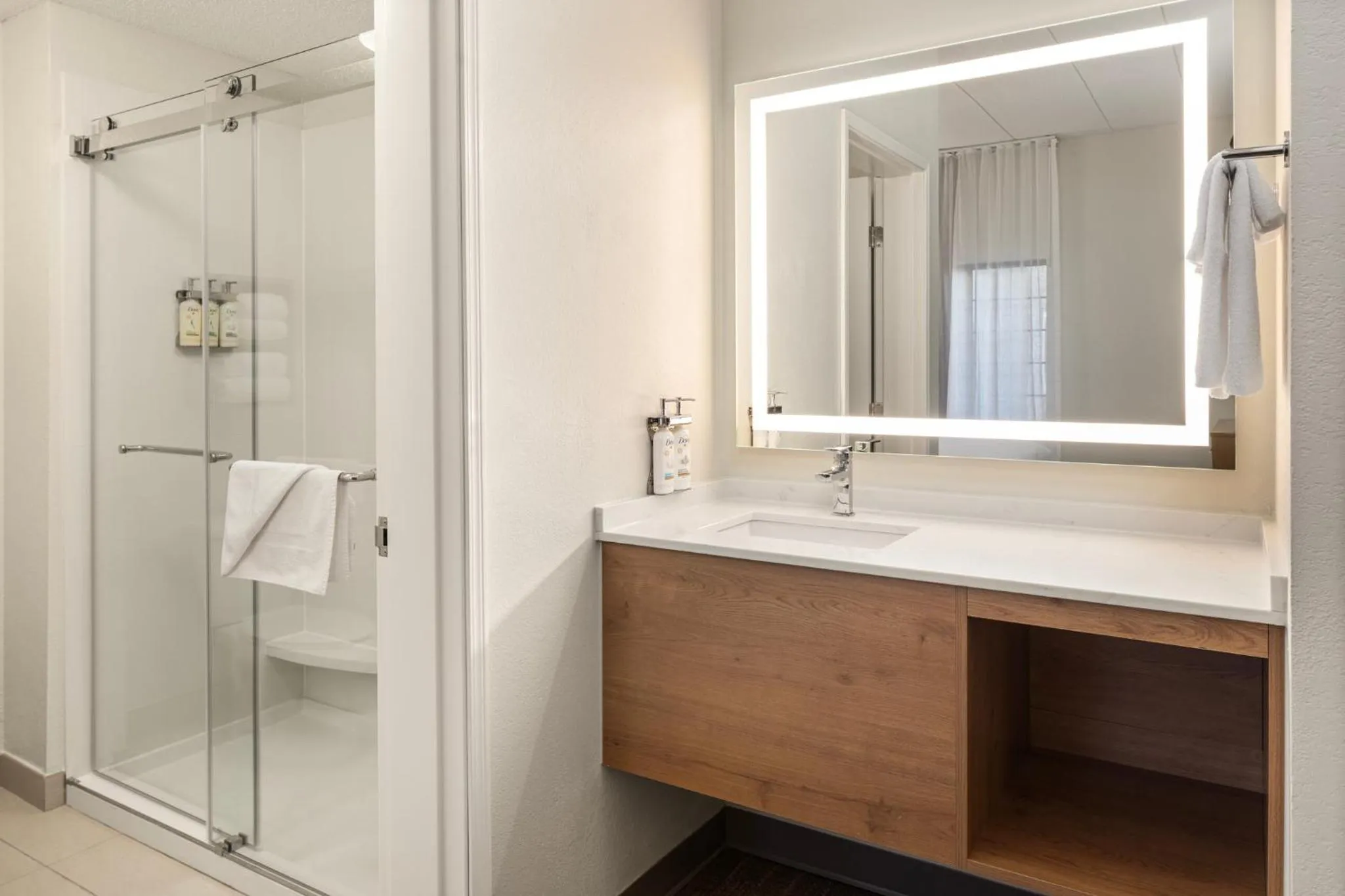 Two-Bedroom Suite - Non-Smoking in Staybridge Suites Minneapolis-Maple Grove by IHG