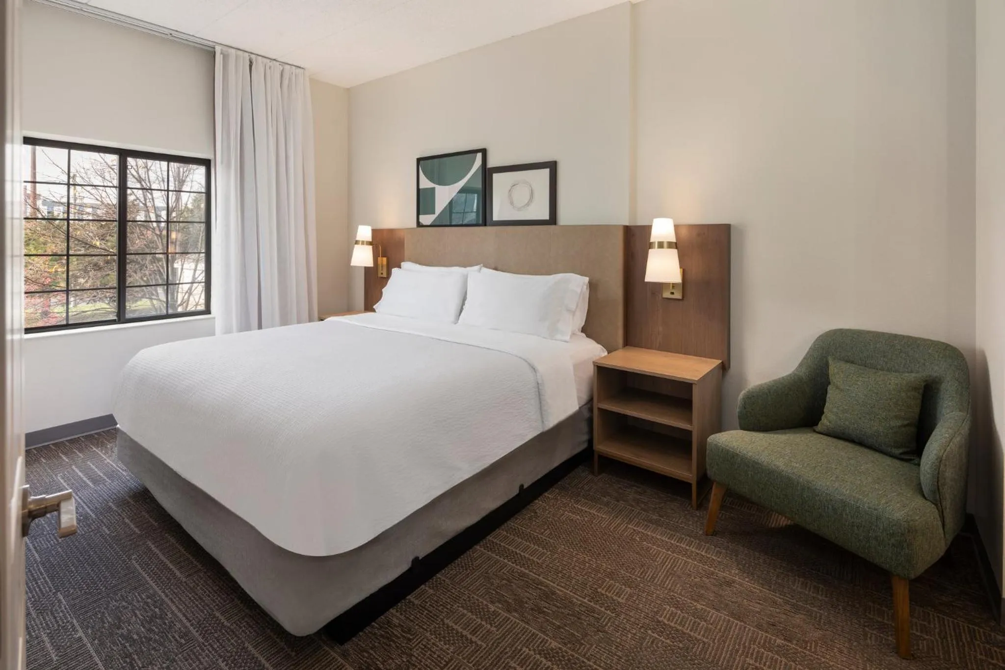 One-Bedroom King Suite in Staybridge Suites Minneapolis-Maple Grove by IHG