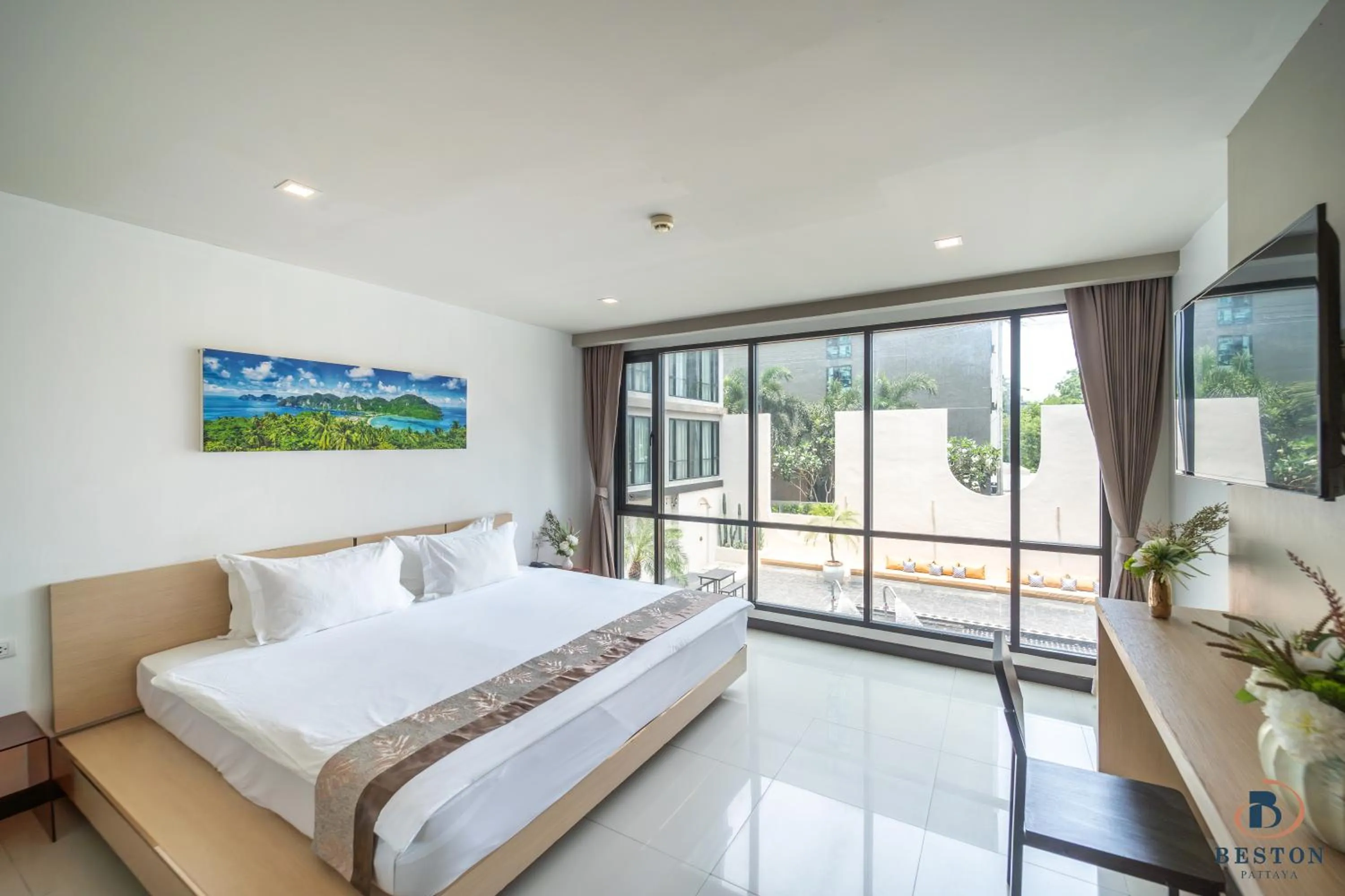 Superior King Room with Pool View in Beston Pattaya - SHA Plus Certified
