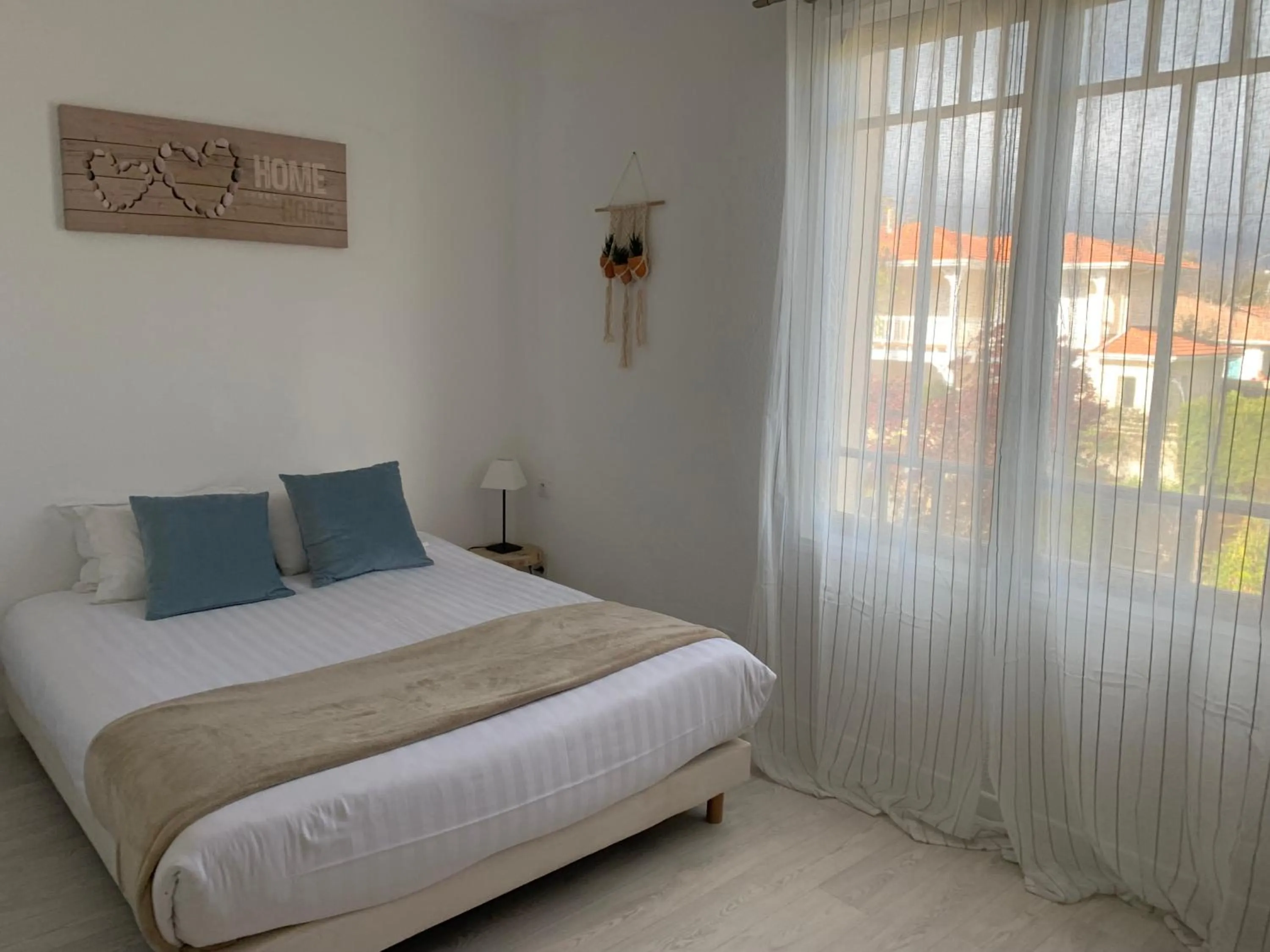 Double Room in LOGIS HOTELS - Hôtel et Restaurant L'Océana