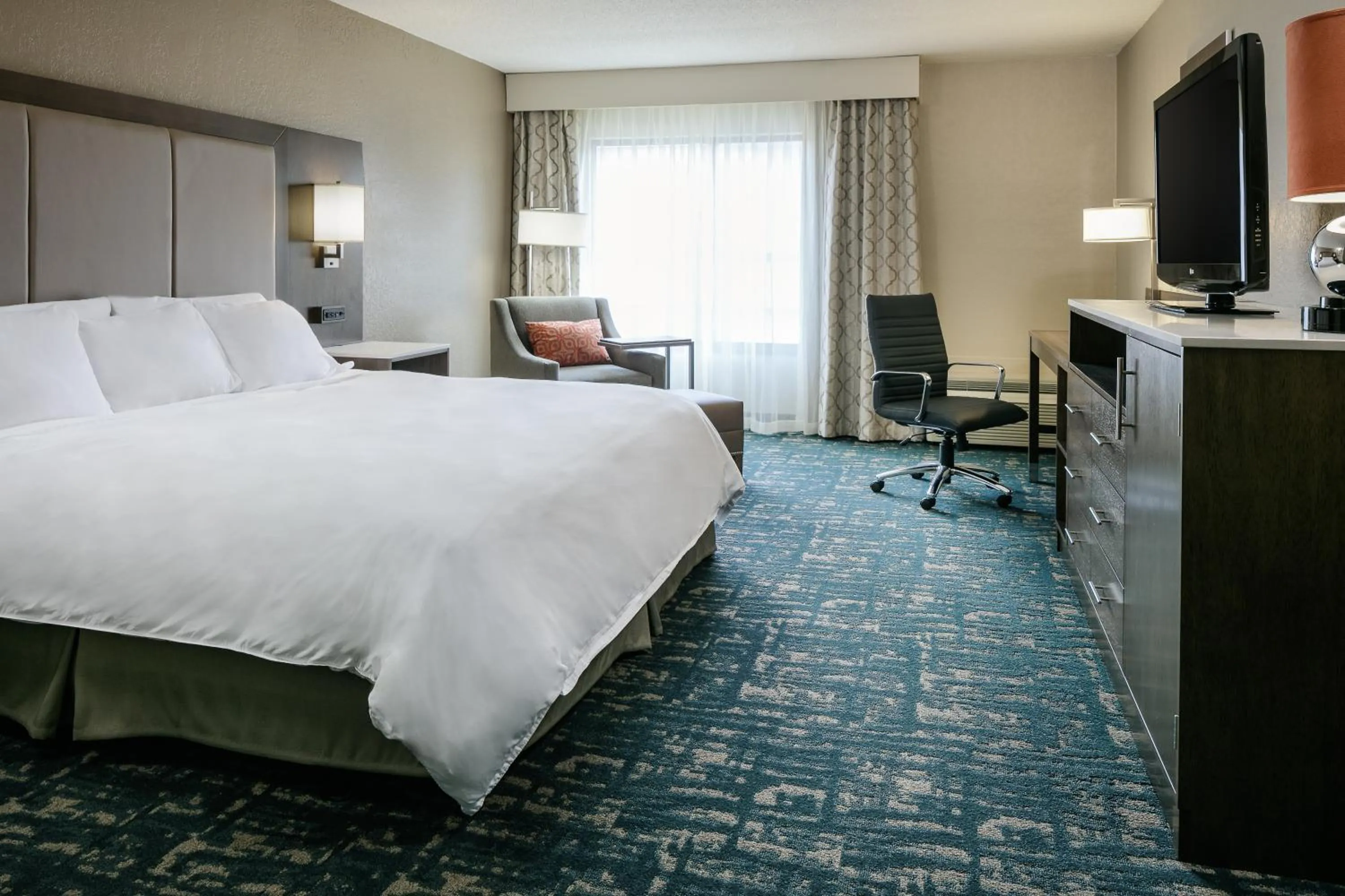 Premium King Room in Radisson Hotel & Conference Center Coralville - Iowa City