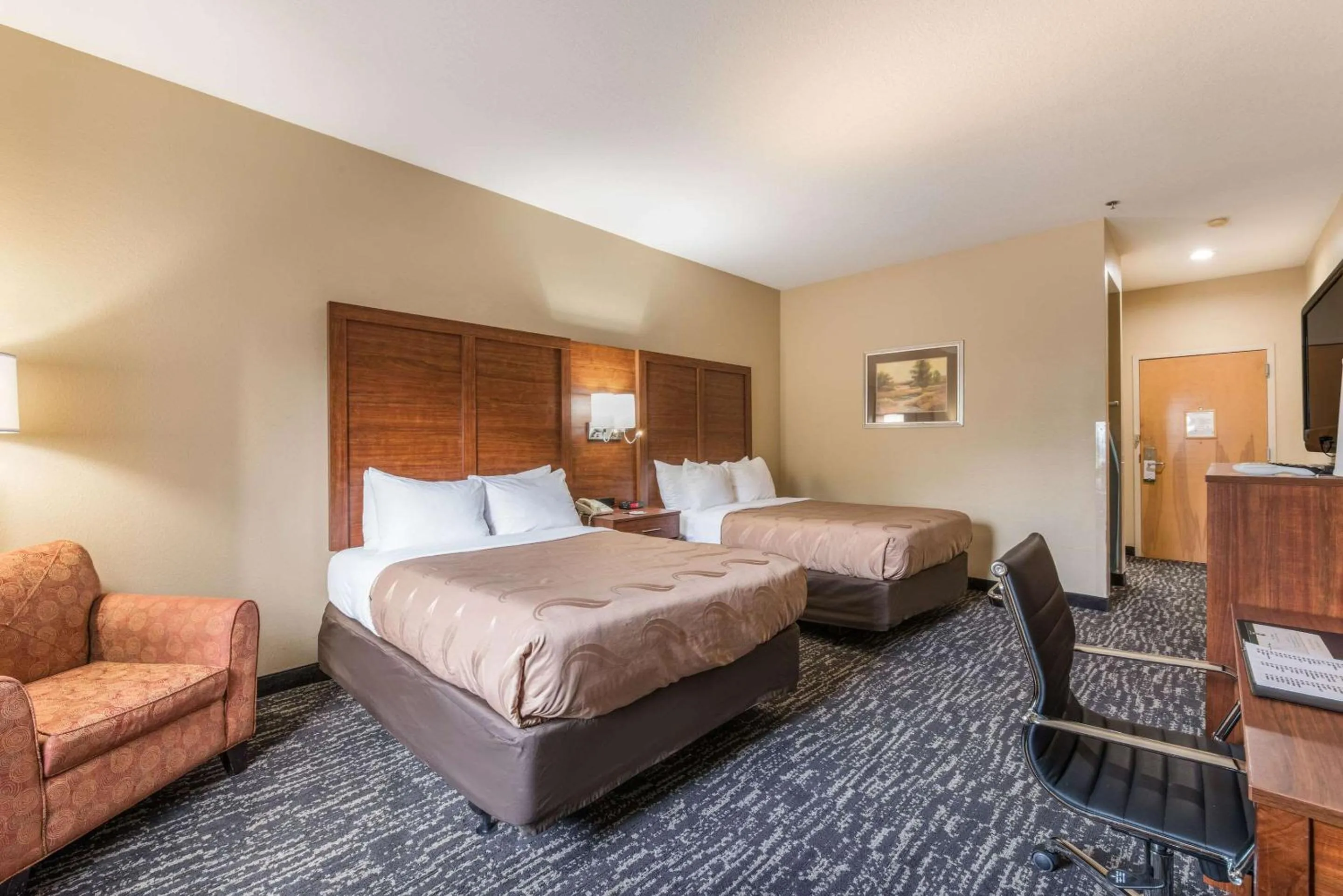 Double Room with Two Double Beds - Accessible/Non-Smoking in Quality Inn & Suites Hendersonville - Flat Rock