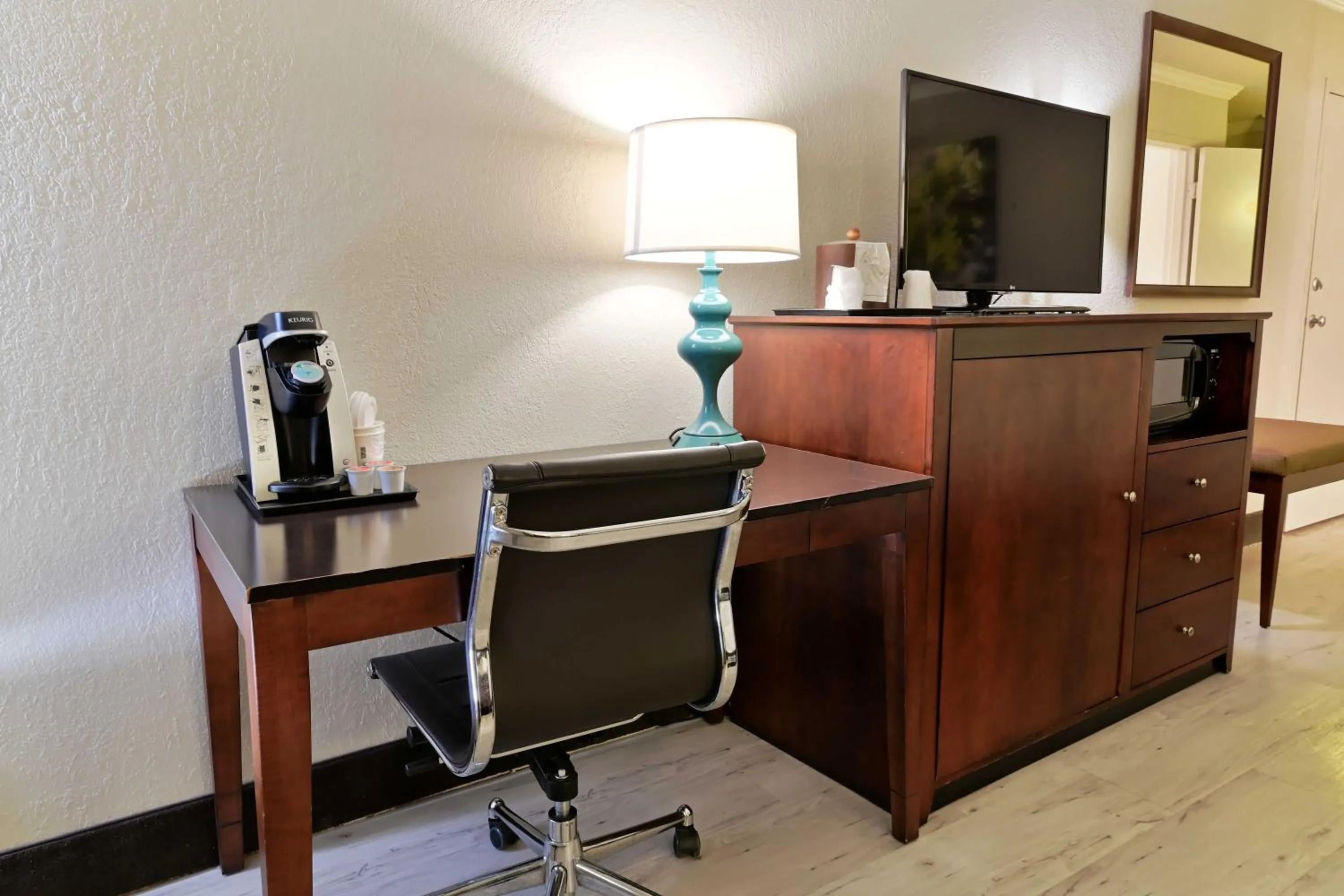 2 Double Beds Non-Smoking in Wyndham Garden Summerville