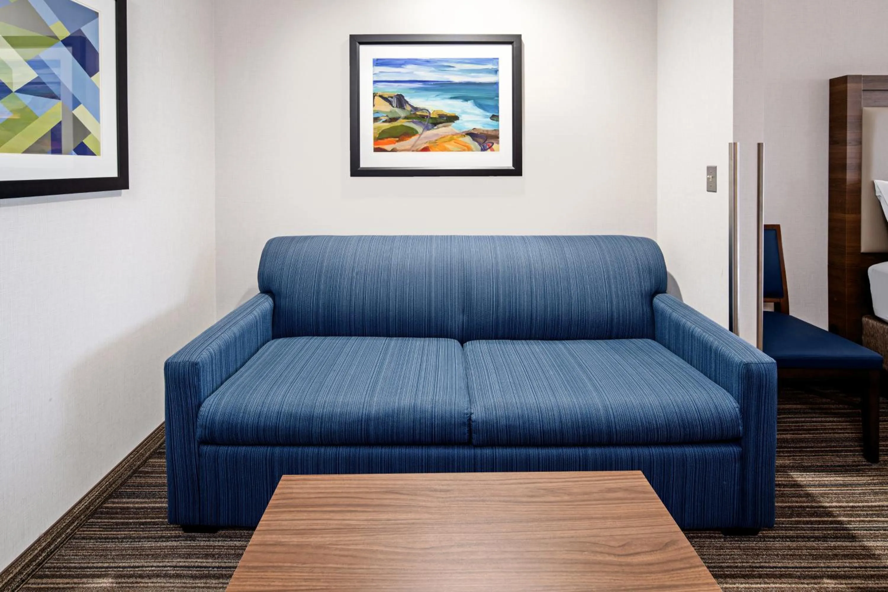 King Studio Suite with Mobility Accessible Tub - Non-Smoking in Holiday Inn Express Hotel & Suites Atascadero by IHG