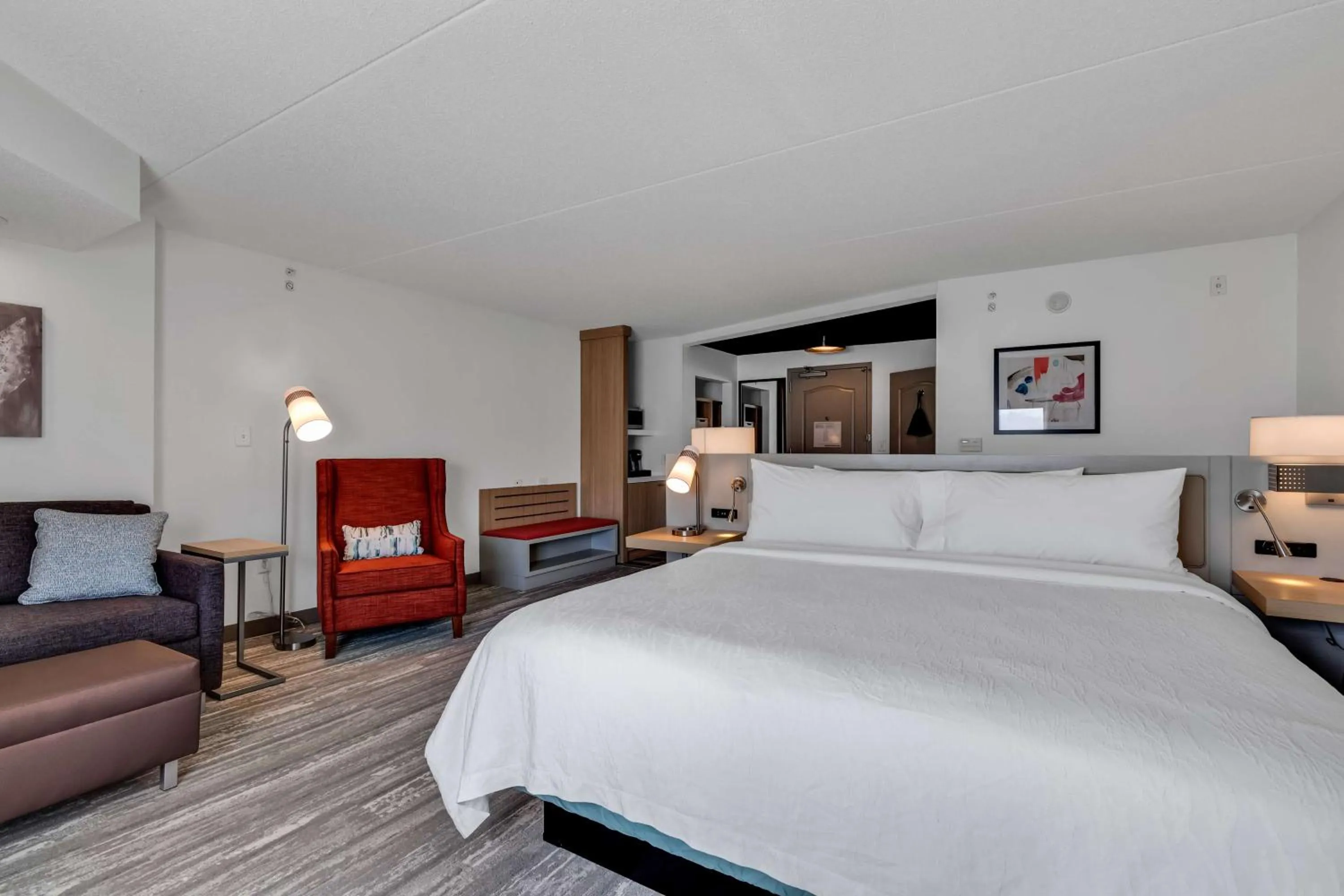 King Room with Sofa Bed in Hilton Garden Inn Myrtle Beach/Coastal Grand Mall