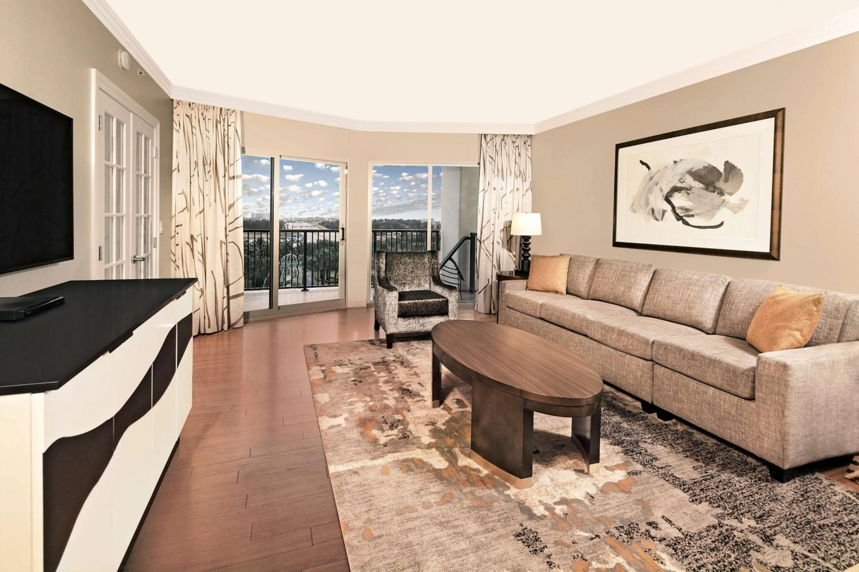 One-Bedroom King Suite with Bath Tub - Mobility Accessible in Hilton Grand Vacations Club Parc Soleil Orlando