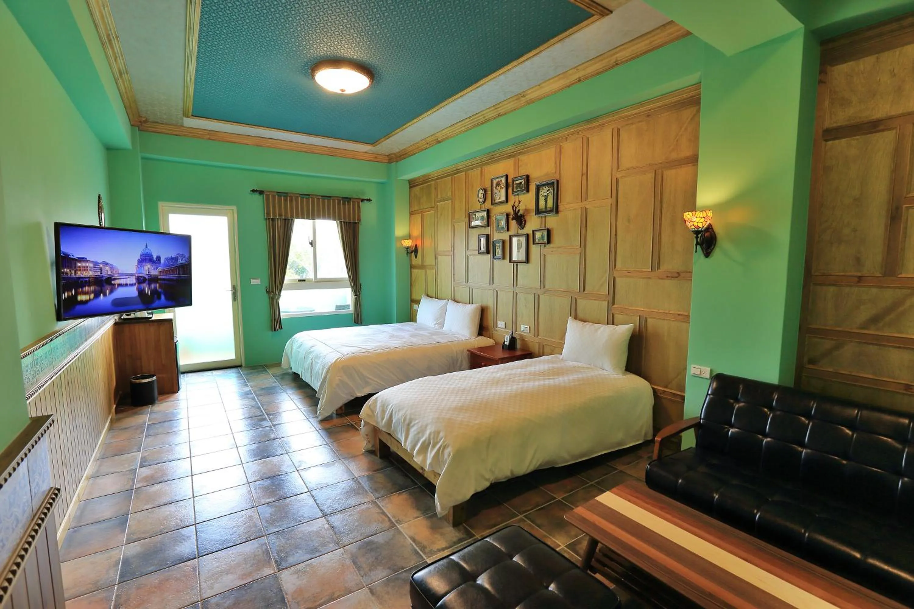 Classic Triple Room in Green Resort