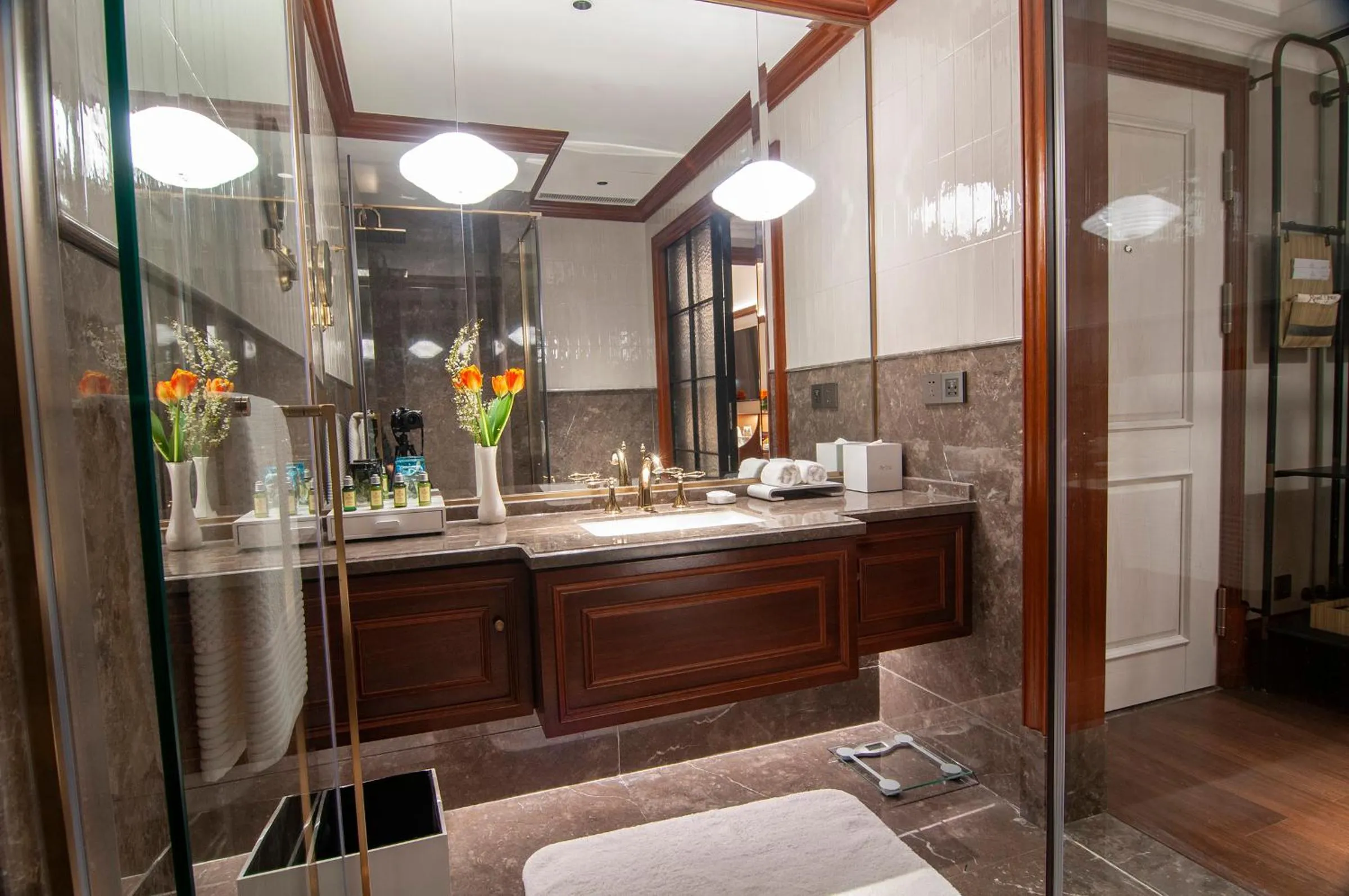 Twin Room with Garden View in Royal Grace Hotel Optics Valley Wuhan