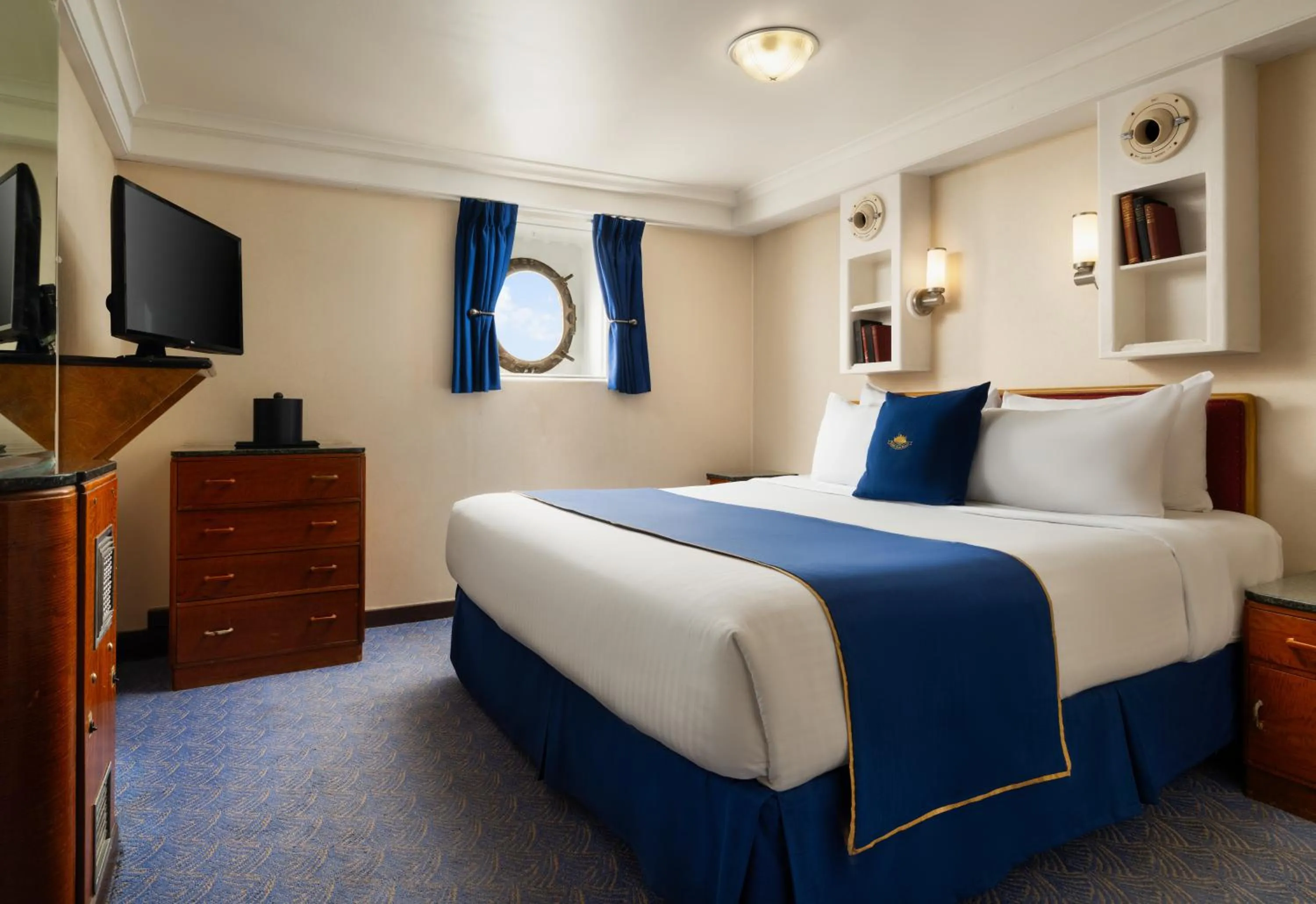 Harbor View Standard King in The Queen Mary