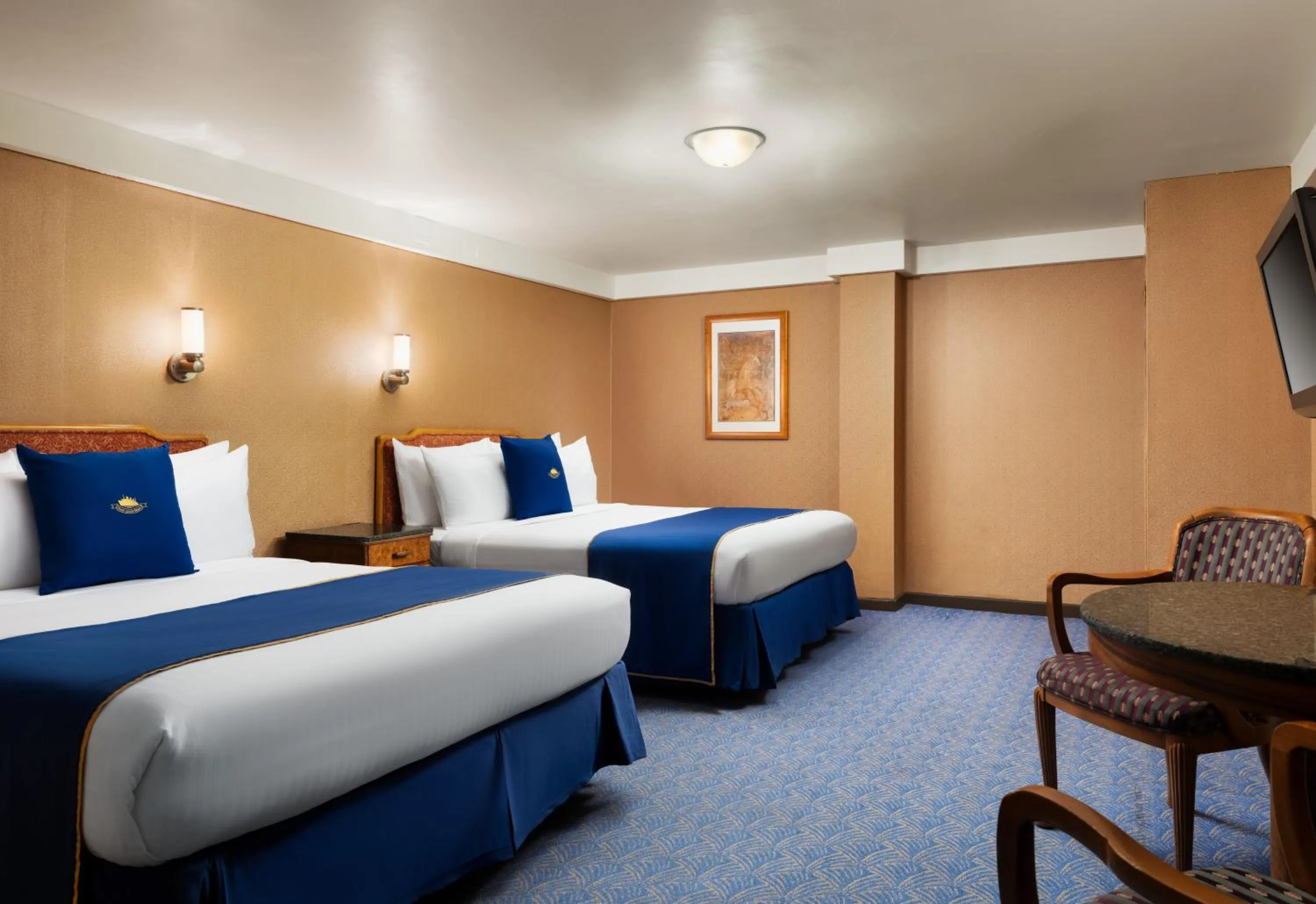 Inside ADA with 2 Queen Beds in The Queen Mary