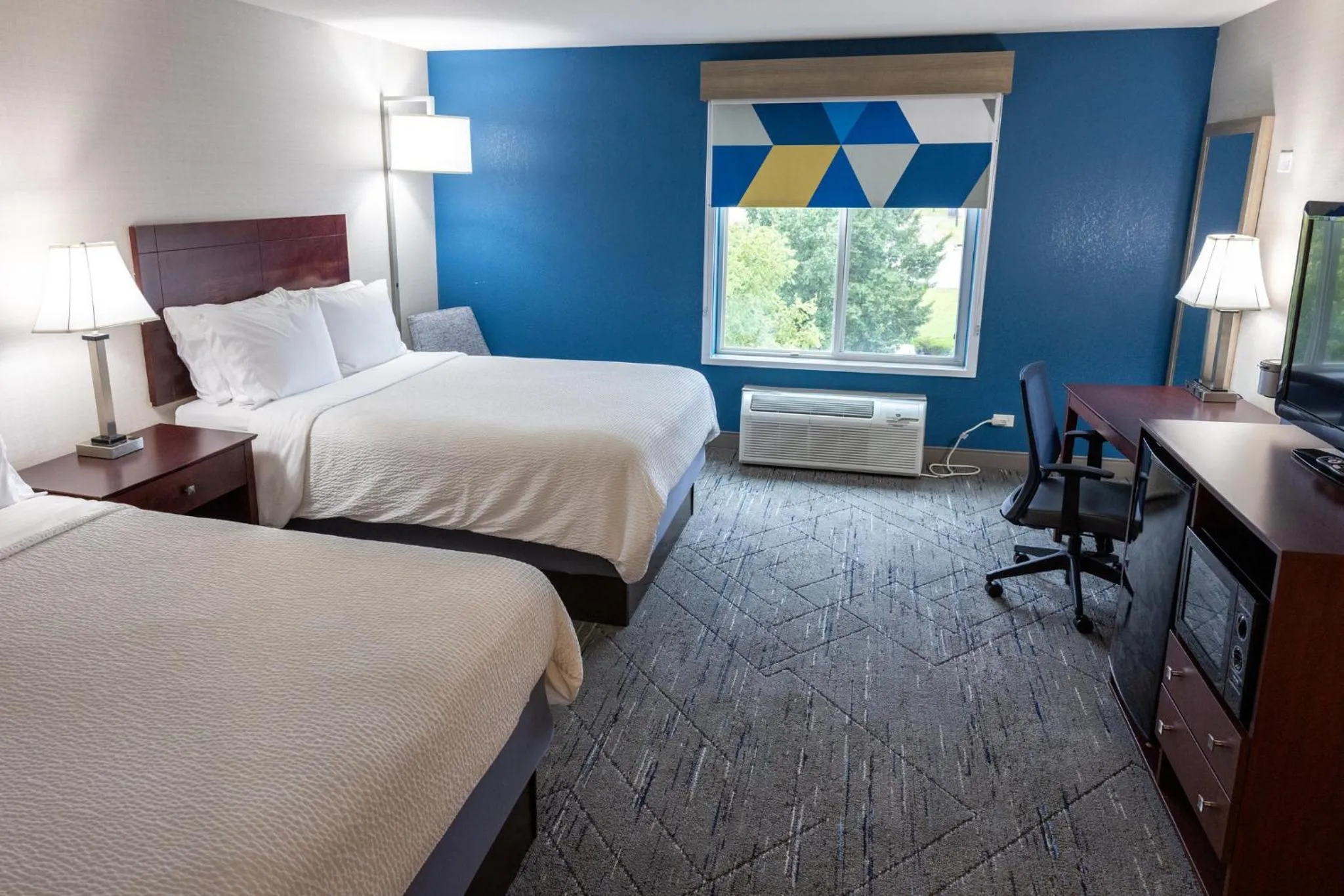 Standard Queen Room with Two Queen Beds in Holiday Inn Express Hotel & Suites Wichita Airport by IHG